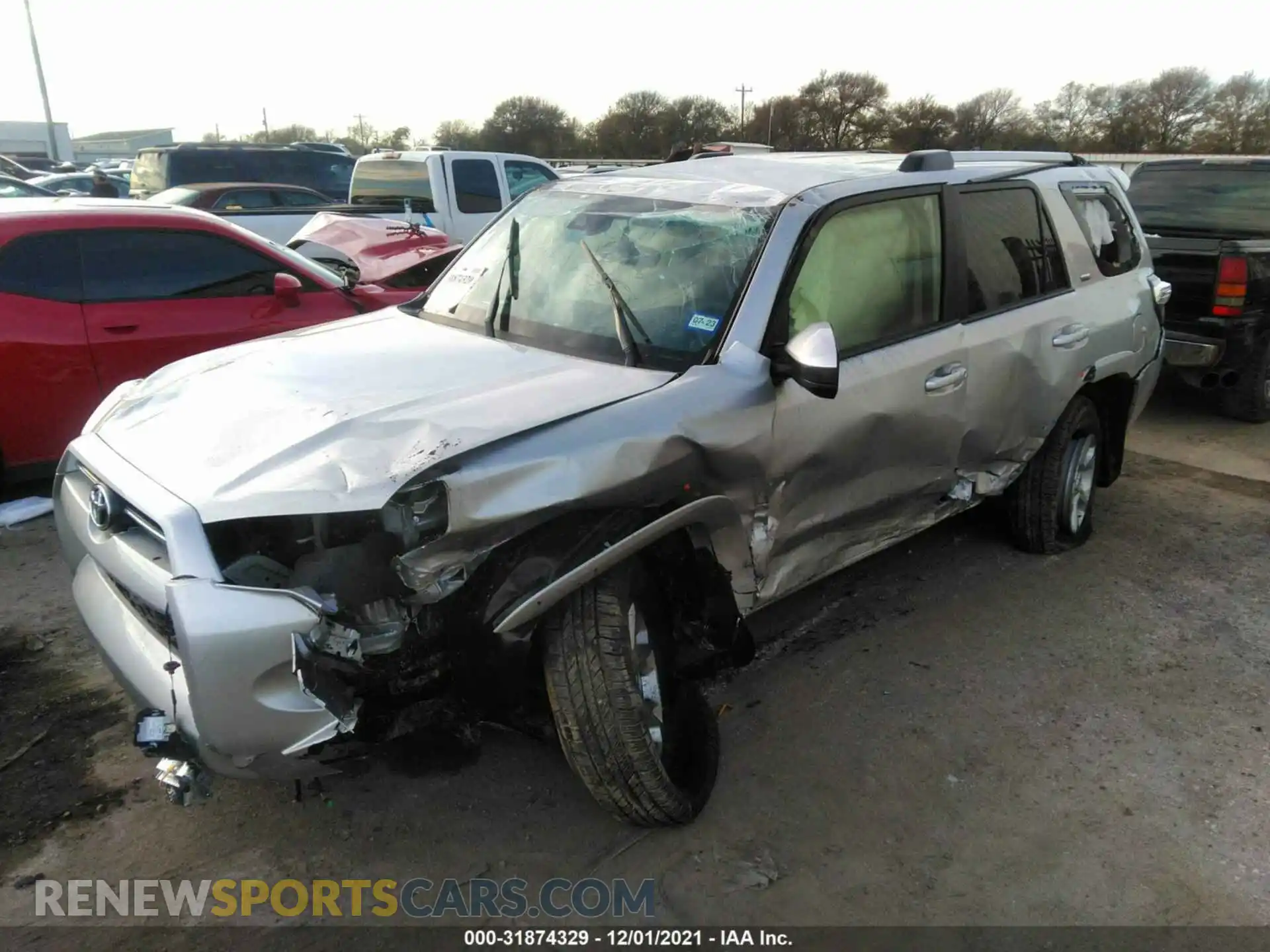 2 Photograph of a damaged car JTEMU5JR5M5943652 TOYOTA 4RUNNER 2021