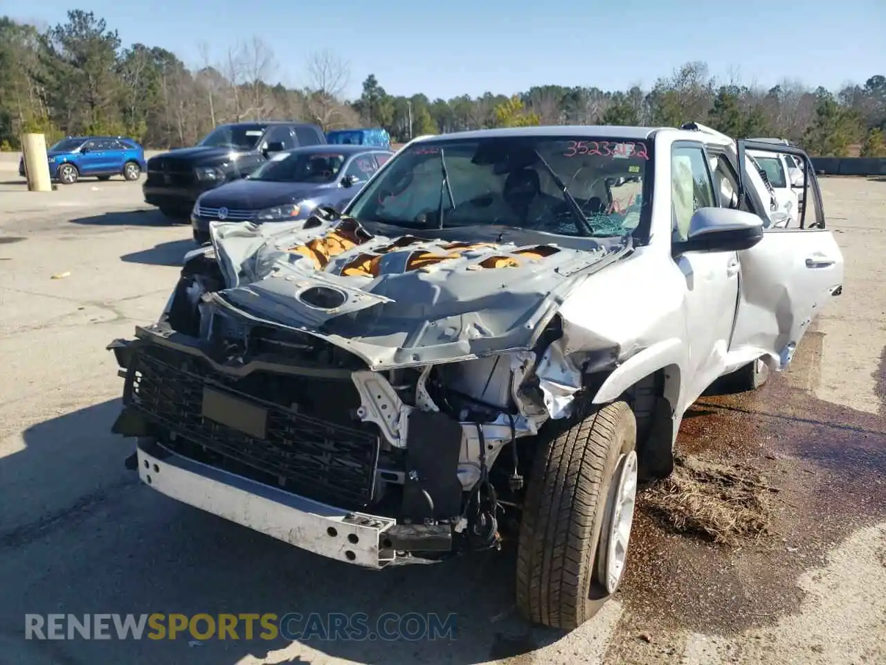 2 Photograph of a damaged car JTEMU5JR6M5923149 TOYOTA 4RUNNER 2021