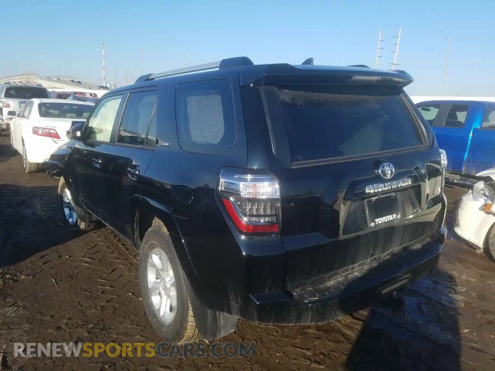 3 Photograph of a damaged car JTEMU5JR7M5874317 TOYOTA 4RUNNER 2021