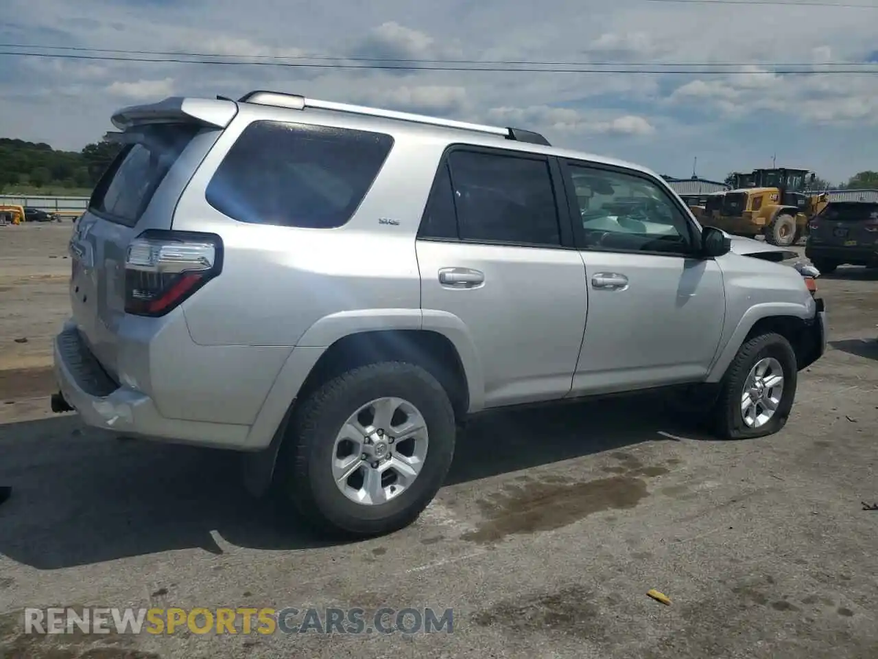 3 Photograph of a damaged car JTEMU5JR7M5875385 TOYOTA 4RUNNER 2021
