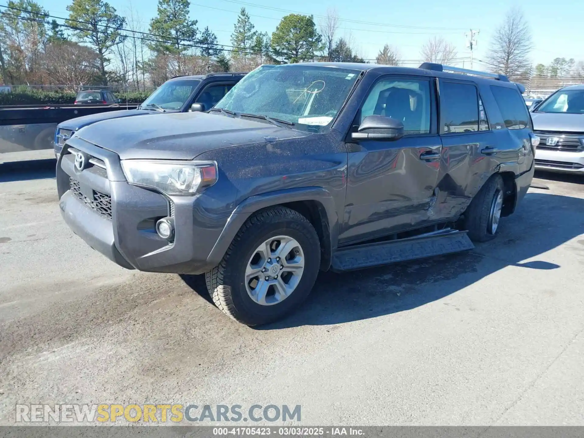 2 Photograph of a damaged car JTEMU5JR7M5953230 TOYOTA 4RUNNER 2021