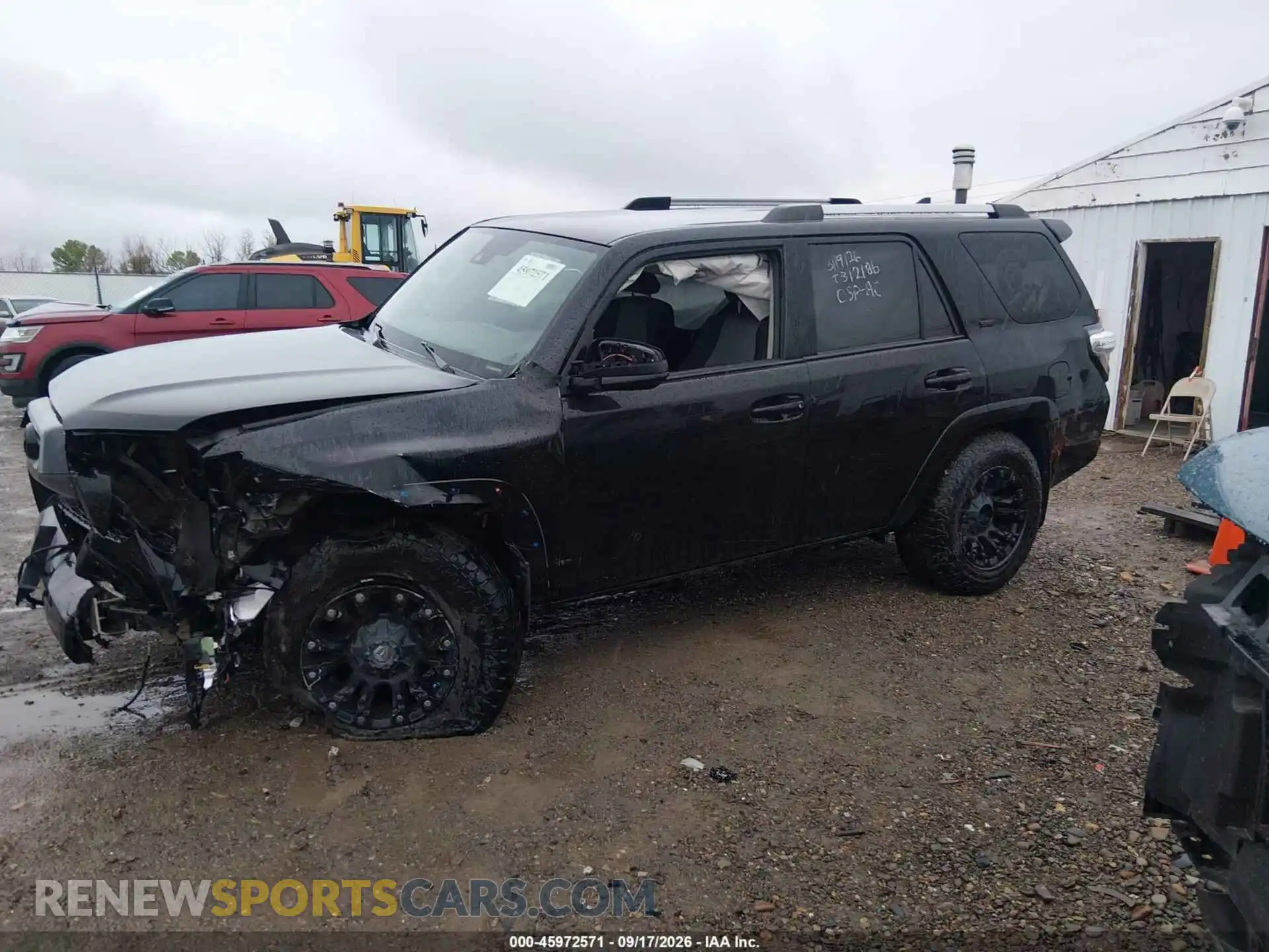 2 Photograph of a damaged car JTEMU5JR8M5852892 TOYOTA 4RUNNER 2021