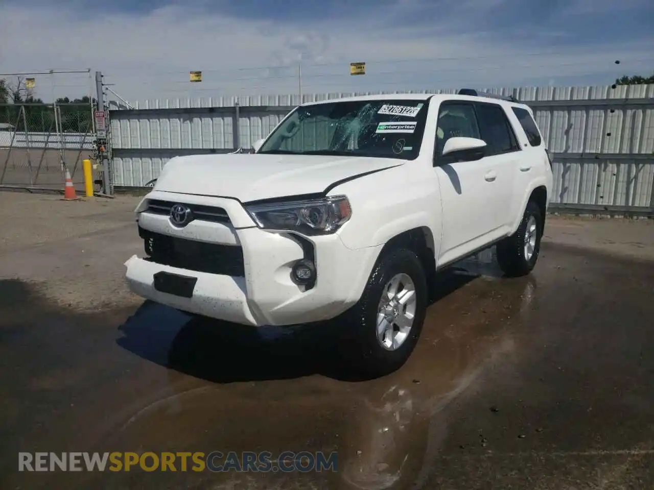 2 Photograph of a damaged car JTEMU5JR8M5883494 TOYOTA 4RUNNER 2021