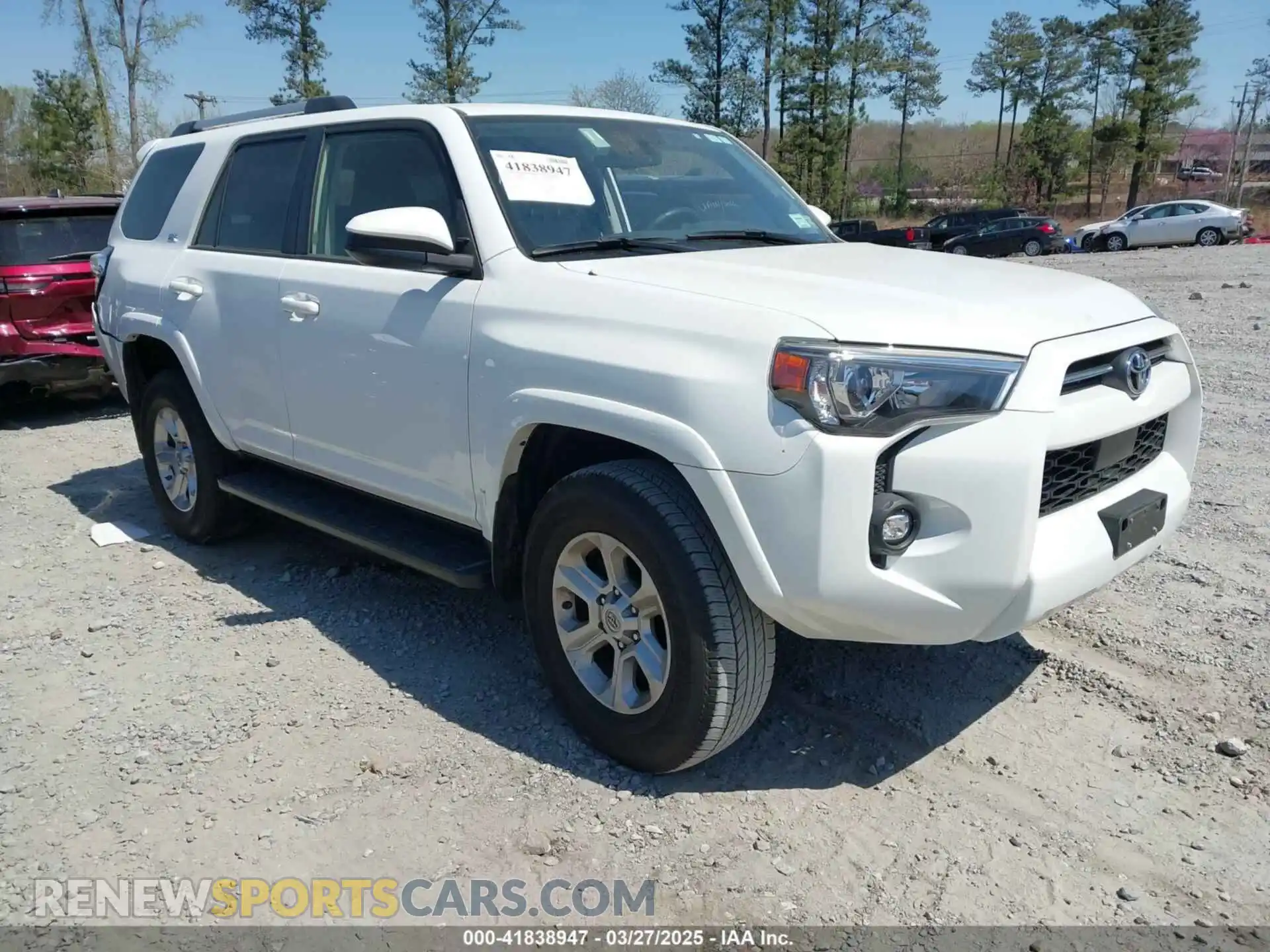1 Photograph of a damaged car JTEMU5JR8M5925646 TOYOTA 4RUNNER 2021