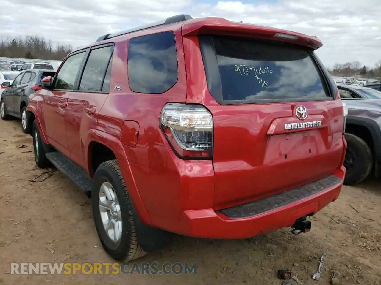 3 Photograph of a damaged car JTEMU5JR8M5940874 TOYOTA 4RUNNER 2021
