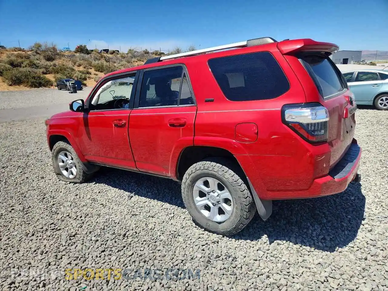2 Photograph of a damaged car JTEMU5JR8M5948442 TOYOTA 4RUNNER 2021