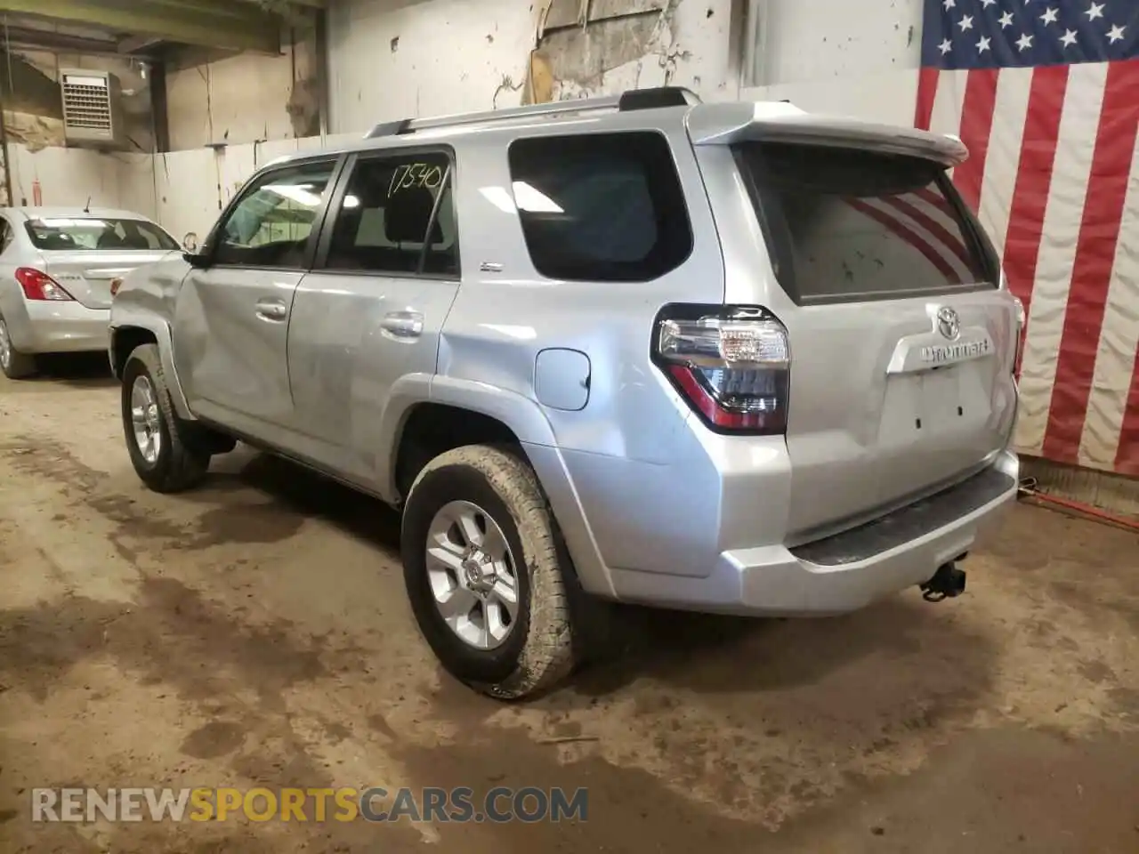 3 Photograph of a damaged car JTEMU5JR8M5948750 TOYOTA 4RUNNER 2021
