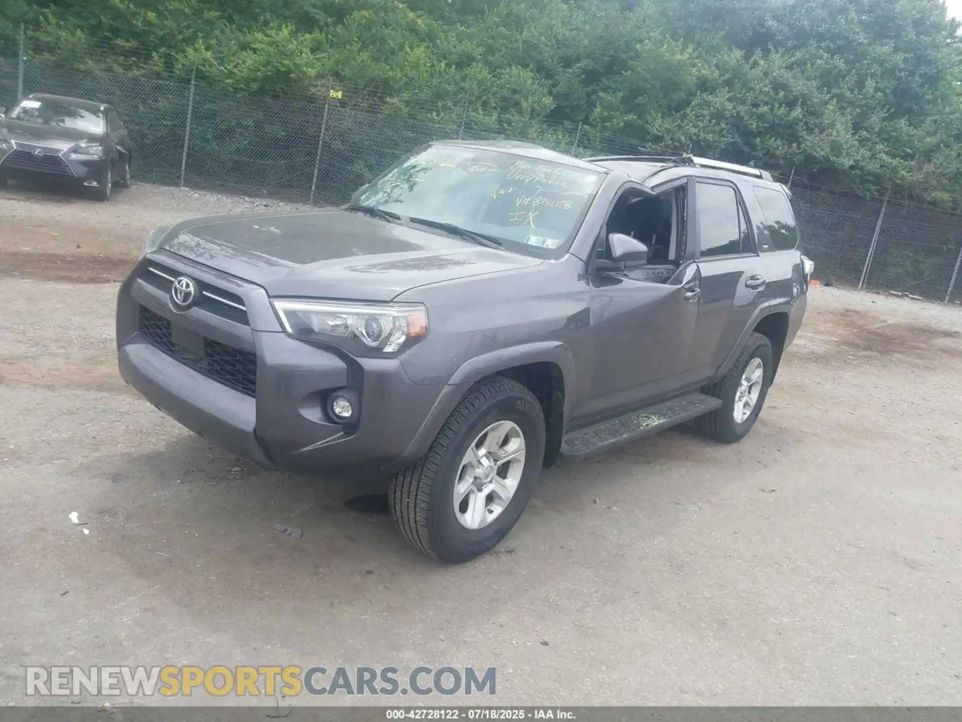 2 Photograph of a damaged car JTEMU5JR9M5875078 TOYOTA 4RUNNER 2021