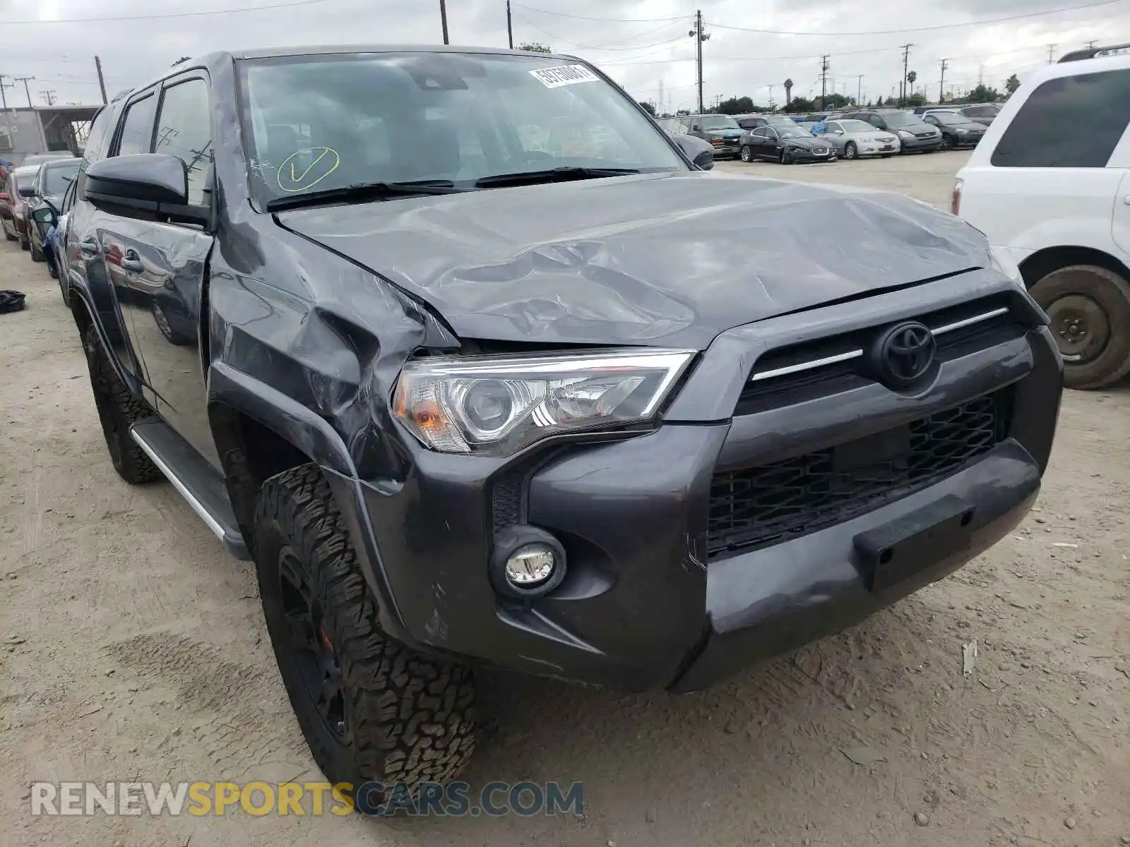 1 Photograph of a damaged car JTEMU5JR9M5910976 TOYOTA 4RUNNER 2021