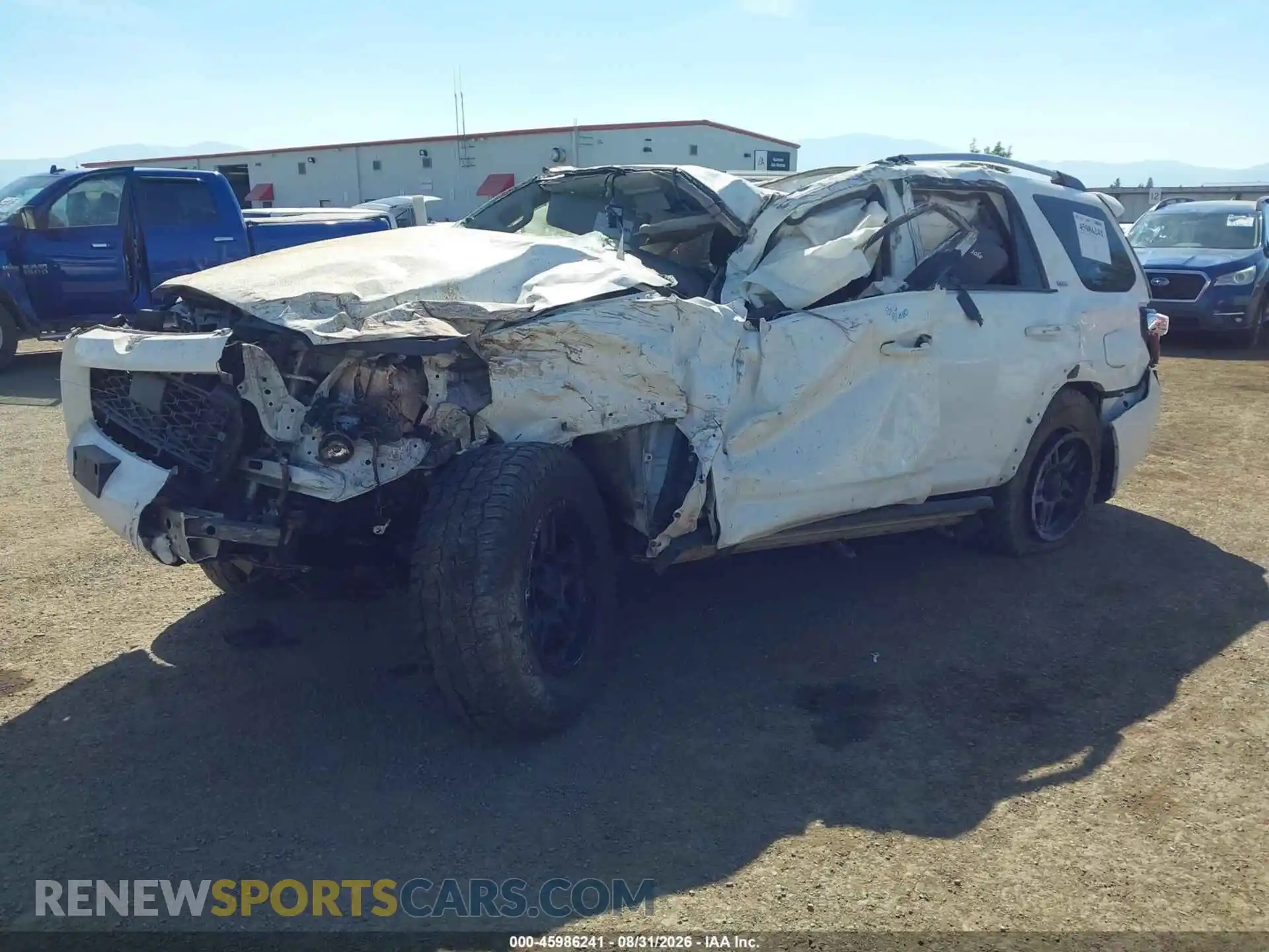 2 Фотография поврежденного автомобиля JTEMU5JR9M5942178 TOYOTA 4RUNNER 2021