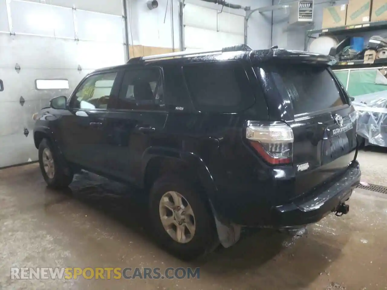 3 Photograph of a damaged car JTENU5JR0M5876429 TOYOTA 4RUNNER 2021