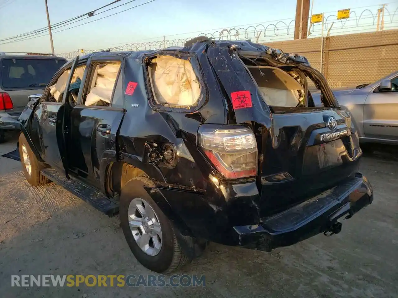 3 Photograph of a damaged car JTENU5JR0M5933227 TOYOTA 4RUNNER 2021