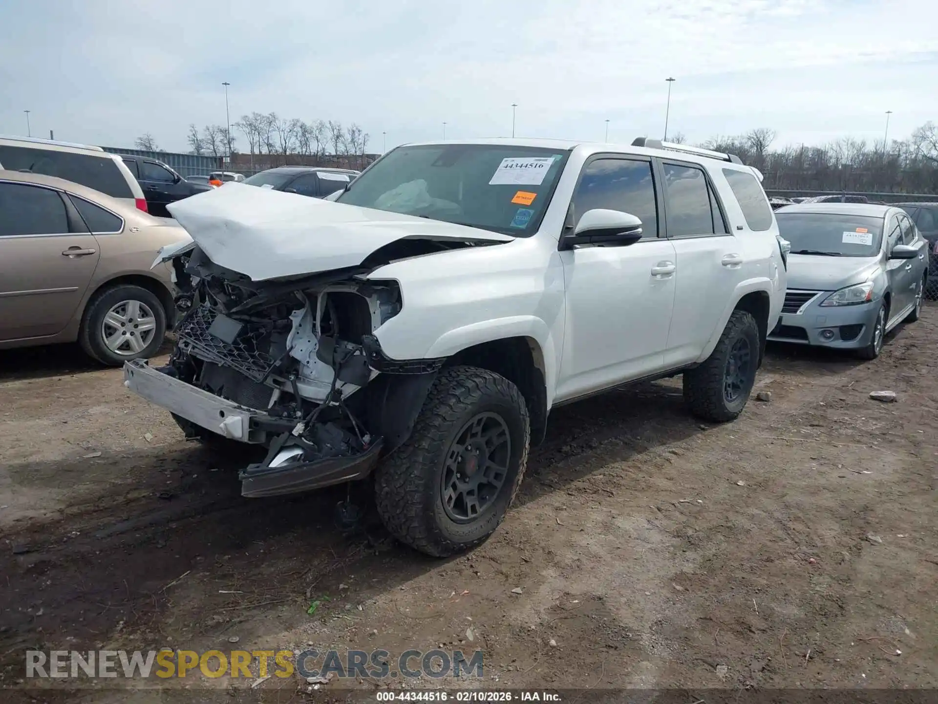 2 Photograph of a damaged car JTENU5JR1M5850065 TOYOTA 4RUNNER 2021