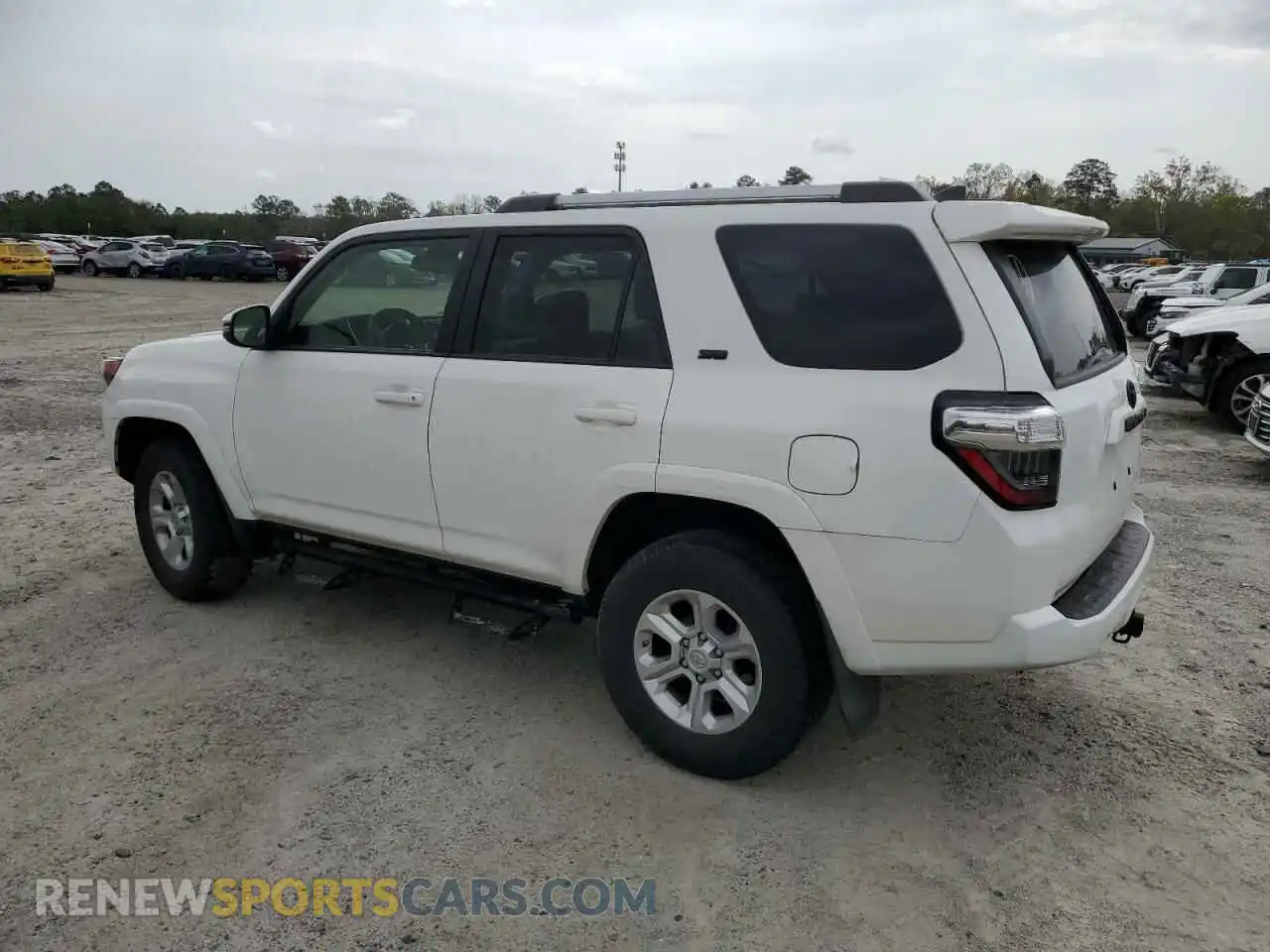 2 Photograph of a damaged car JTENU5JR1M5856223 TOYOTA 4RUNNER 2021