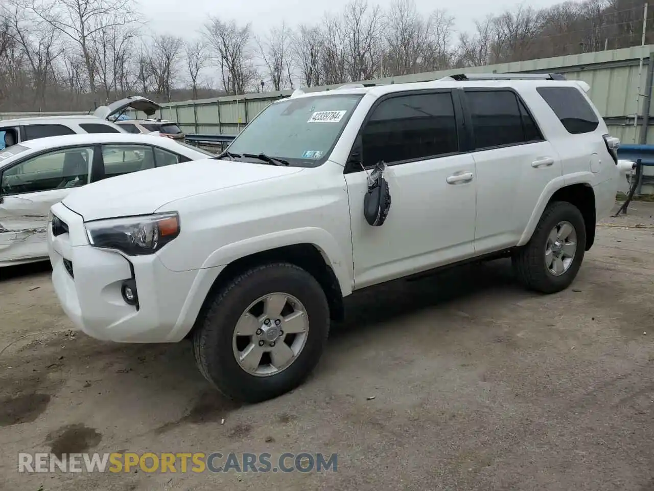 1 Photograph of a damaged car JTENU5JR2M5862466 TOYOTA 4RUNNER 2021