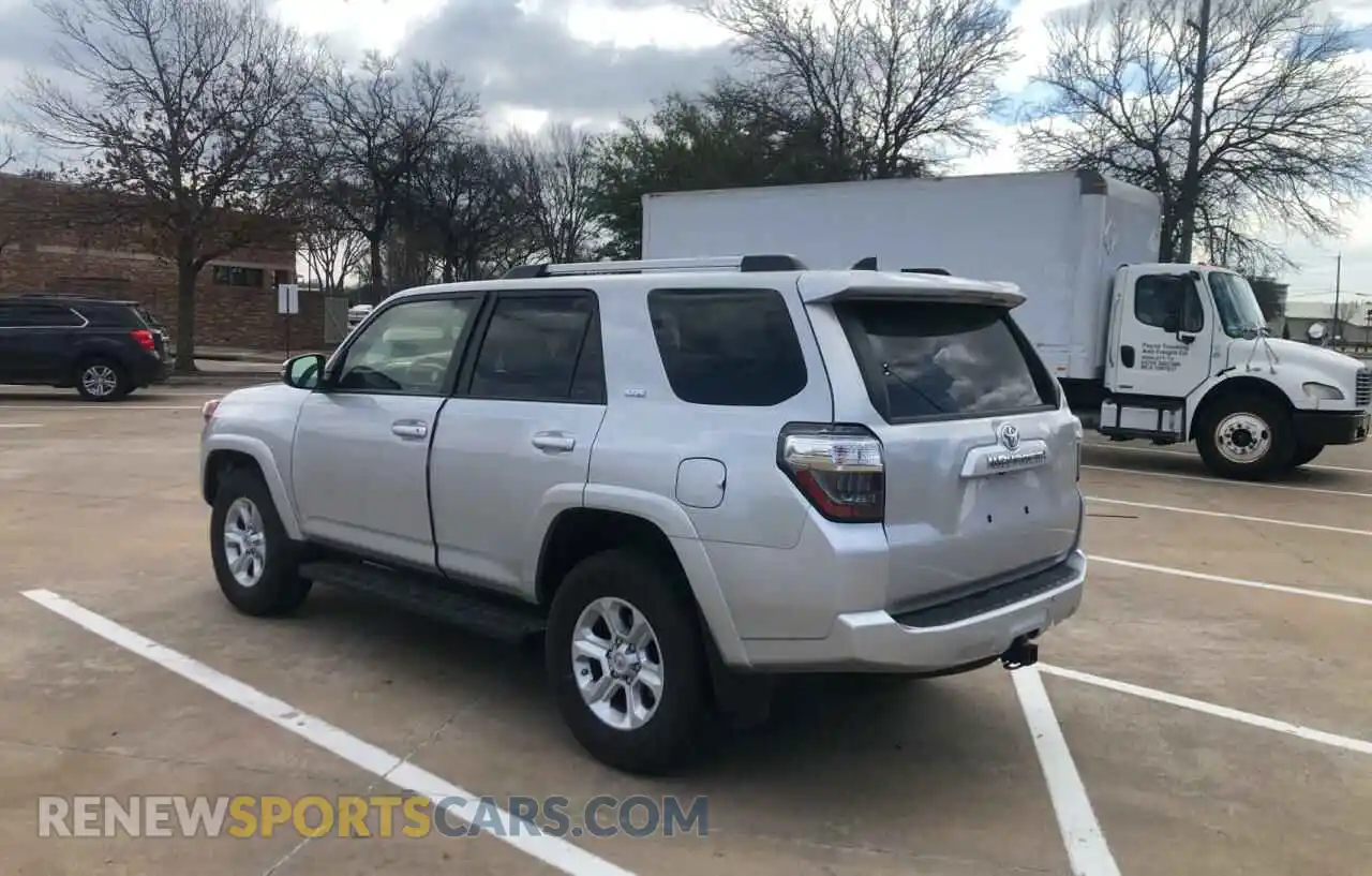 3 Photograph of a damaged car JTENU5JR2M5912606 TOYOTA 4RUNNER 2021