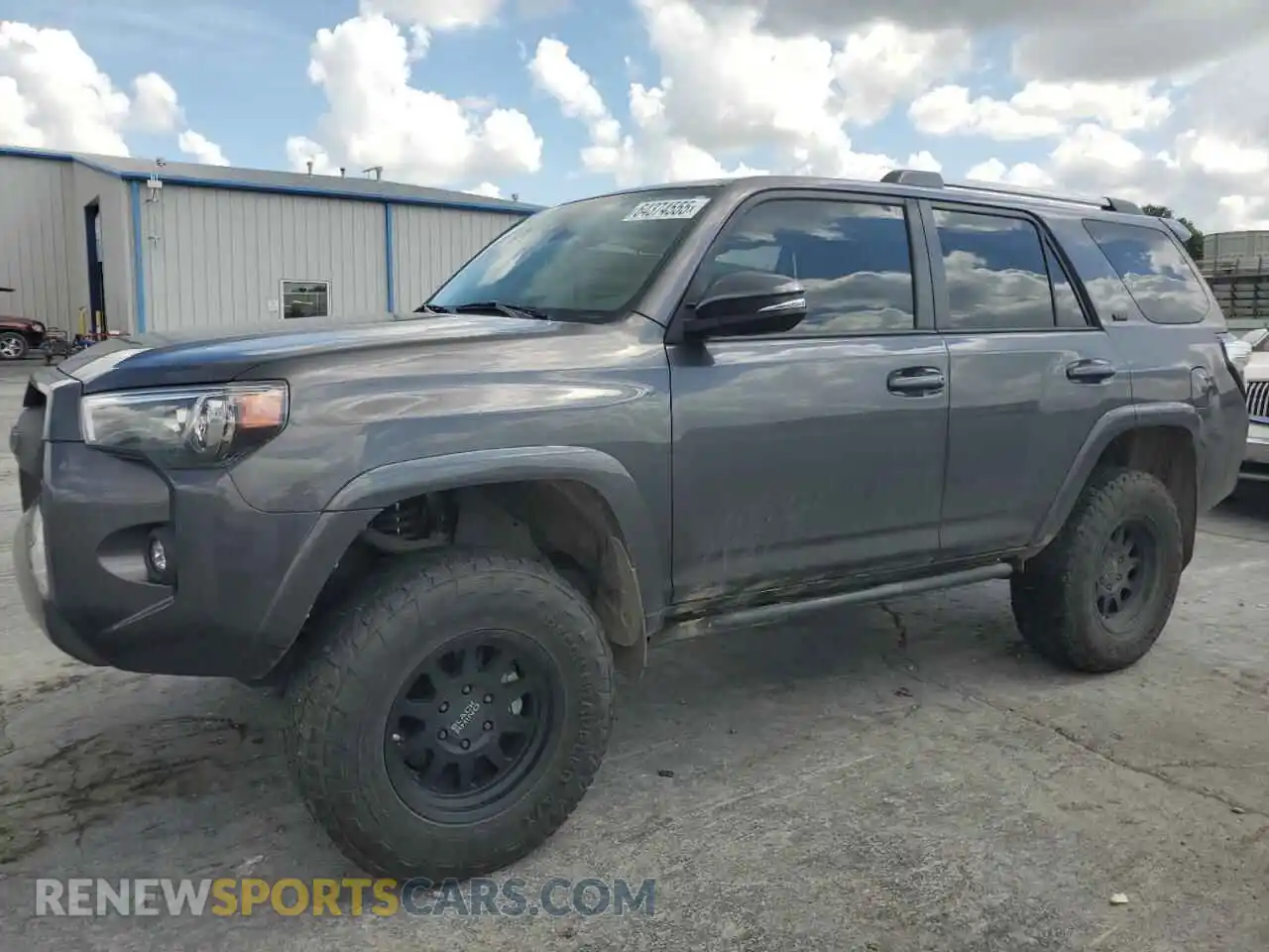 1 Photograph of a damaged car JTENU5JR2M5922617 TOYOTA 4RUNNER 2021