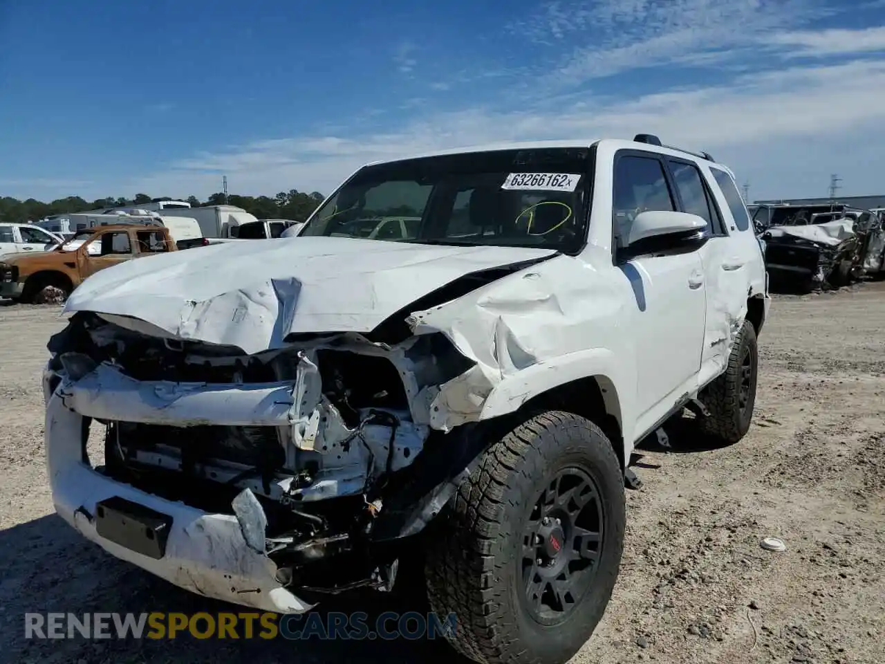 2 Photograph of a damaged car JTENU5JR2M5949543 TOYOTA 4RUNNER 2021