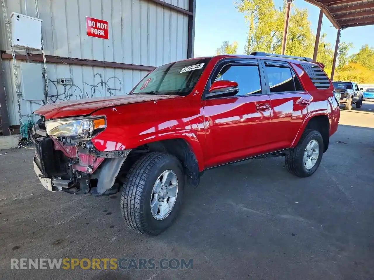 1 Photograph of a damaged car JTENU5JR3M5851668 TOYOTA 4RUNNER 2021