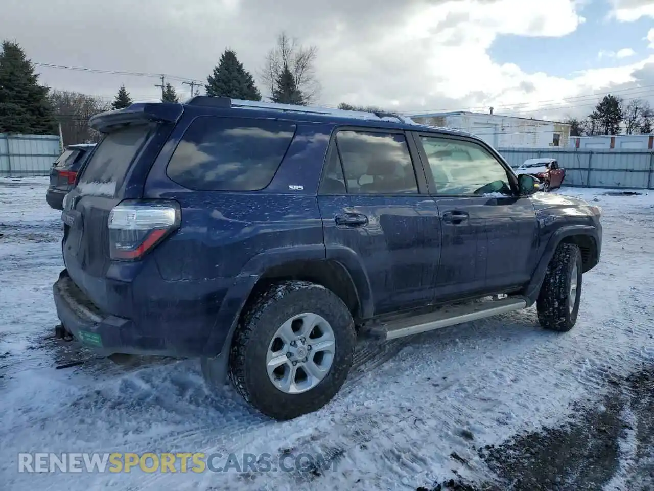 3 Photograph of a damaged car JTENU5JR3M5936395 TOYOTA 4RUNNER 2021