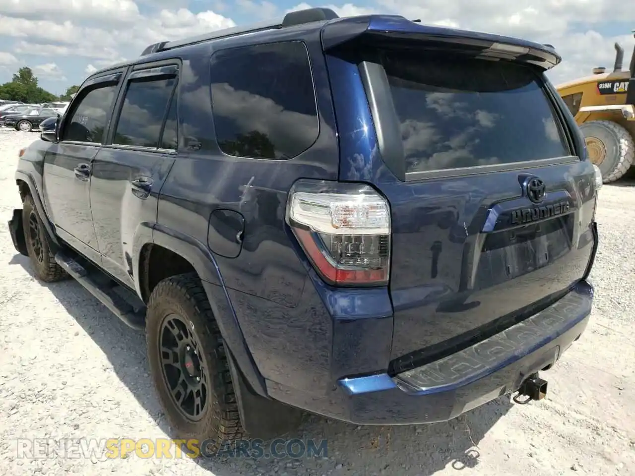 3 Photograph of a damaged car JTENU5JR5M5937404 TOYOTA 4RUNNER 2021