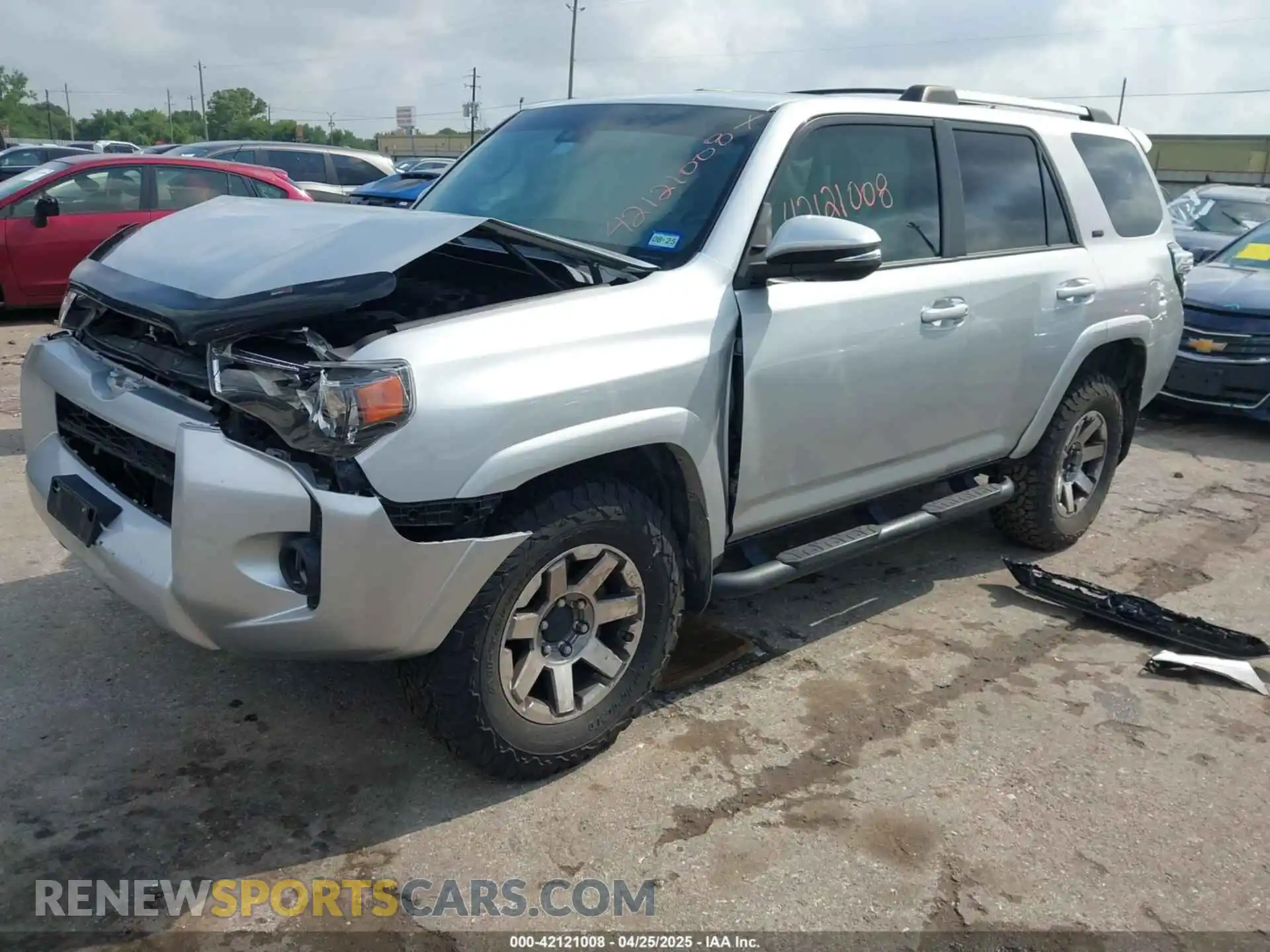 2 Photograph of a damaged car JTENU5JR5M5946894 TOYOTA 4RUNNER 2021
