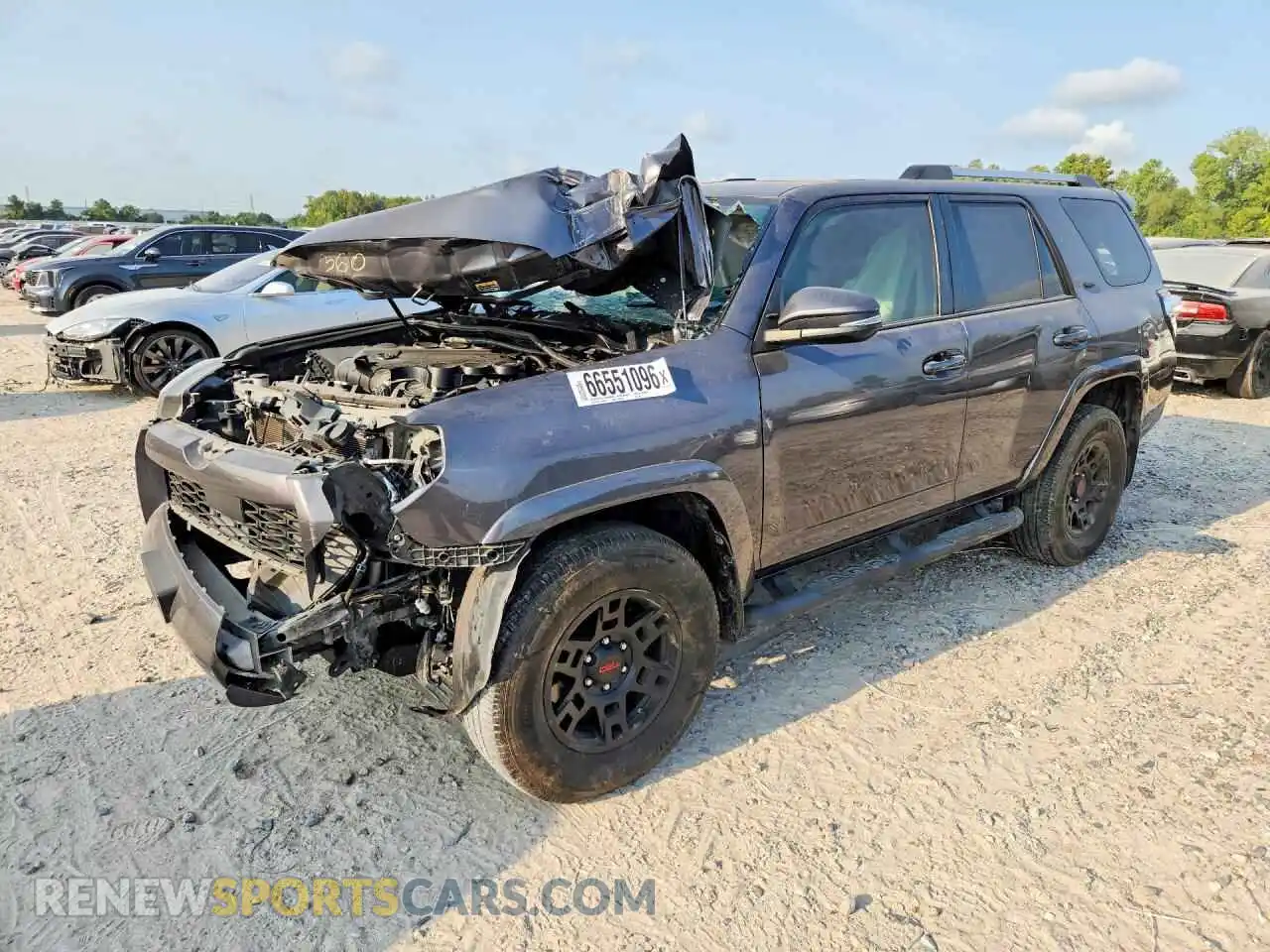 1 Photograph of a damaged car JTENU5JR7M5856677 TOYOTA 4RUNNER 2021