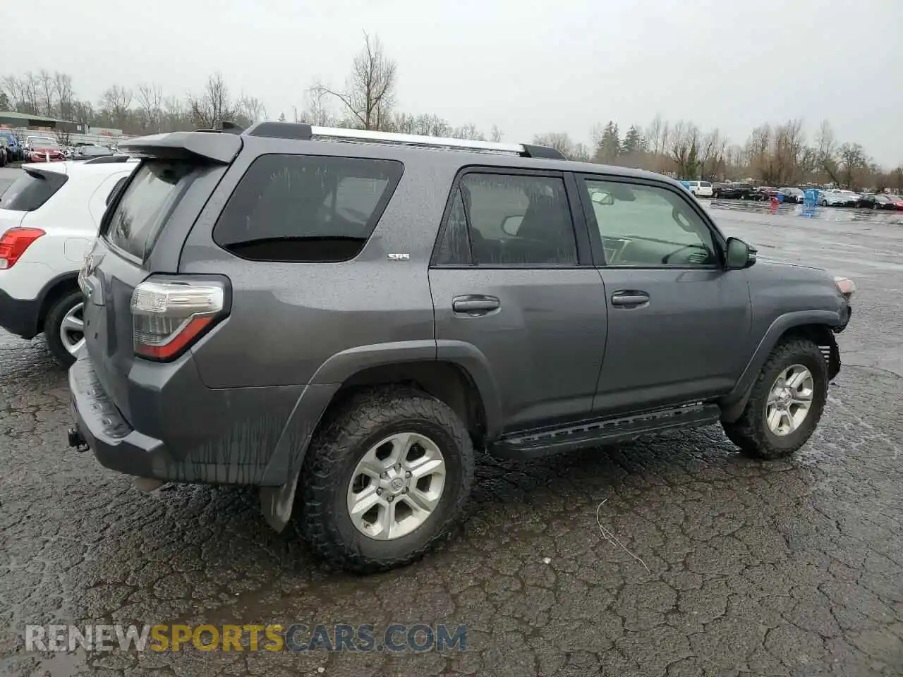 3 Photograph of a damaged car JTENU5JR7M5928493 TOYOTA 4RUNNER 2021