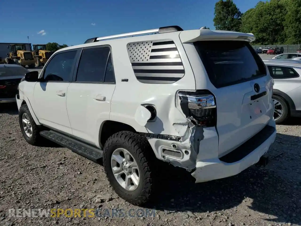 2 Photograph of a damaged car JTENU5JR8M5936098 TOYOTA 4RUNNER 2021