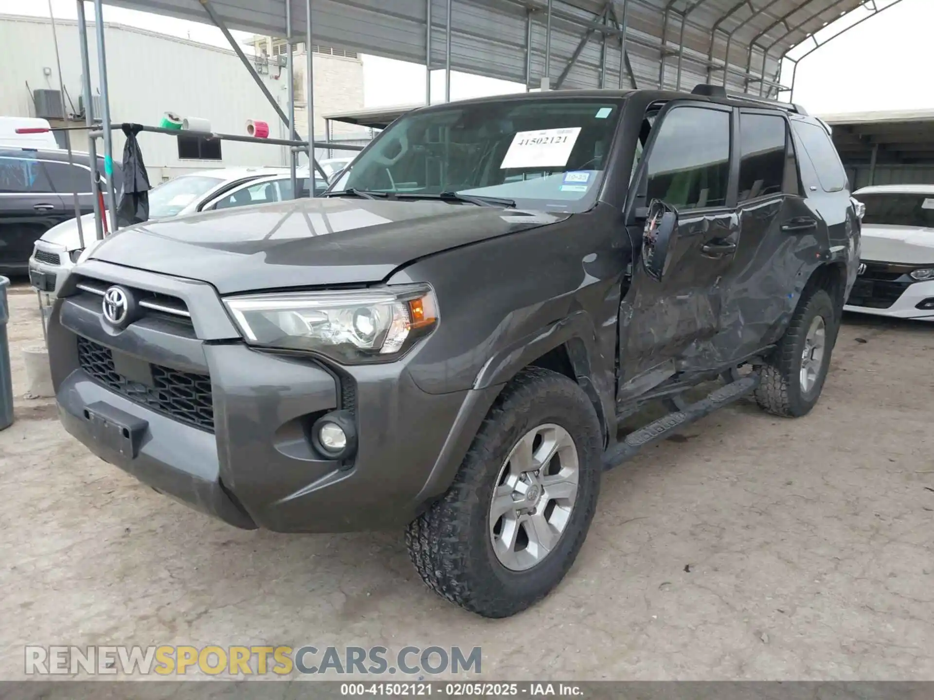 2 Photograph of a damaged car JTENU5JR9M5854073 TOYOTA 4RUNNER 2021