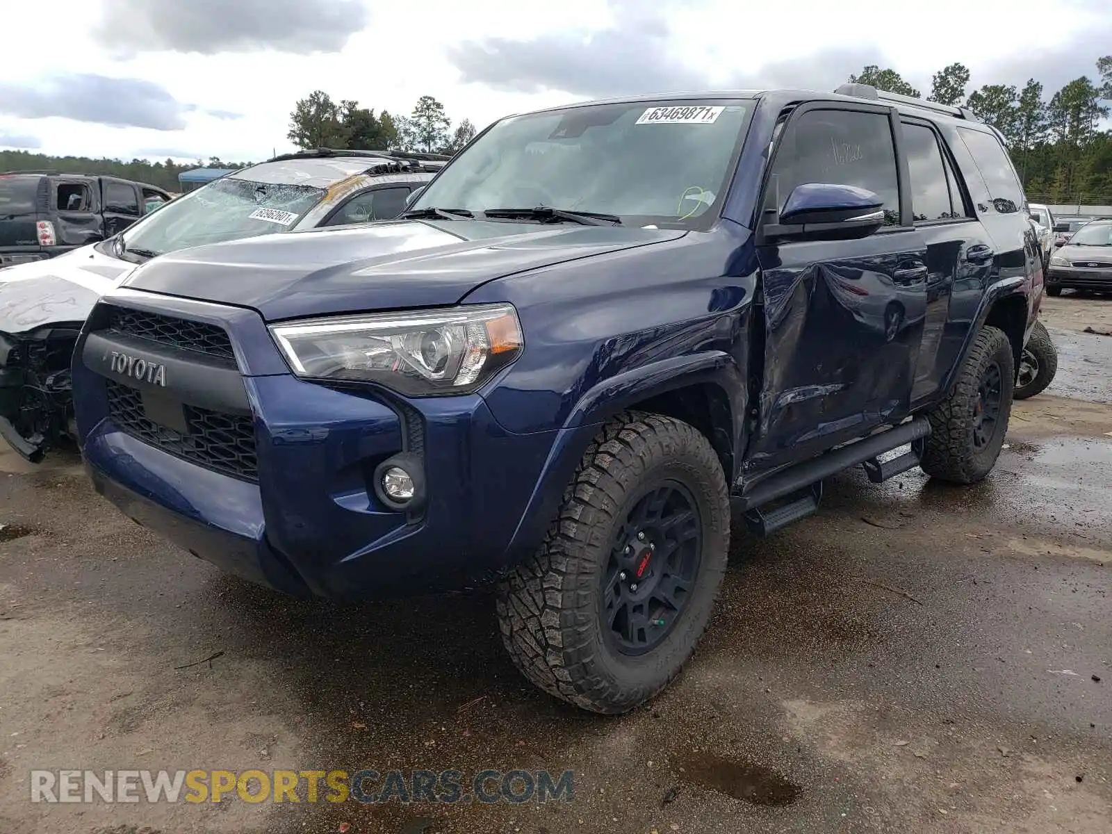 2 Photograph of a damaged car JTENU5JR9M5865297 TOYOTA 4RUNNER 2021