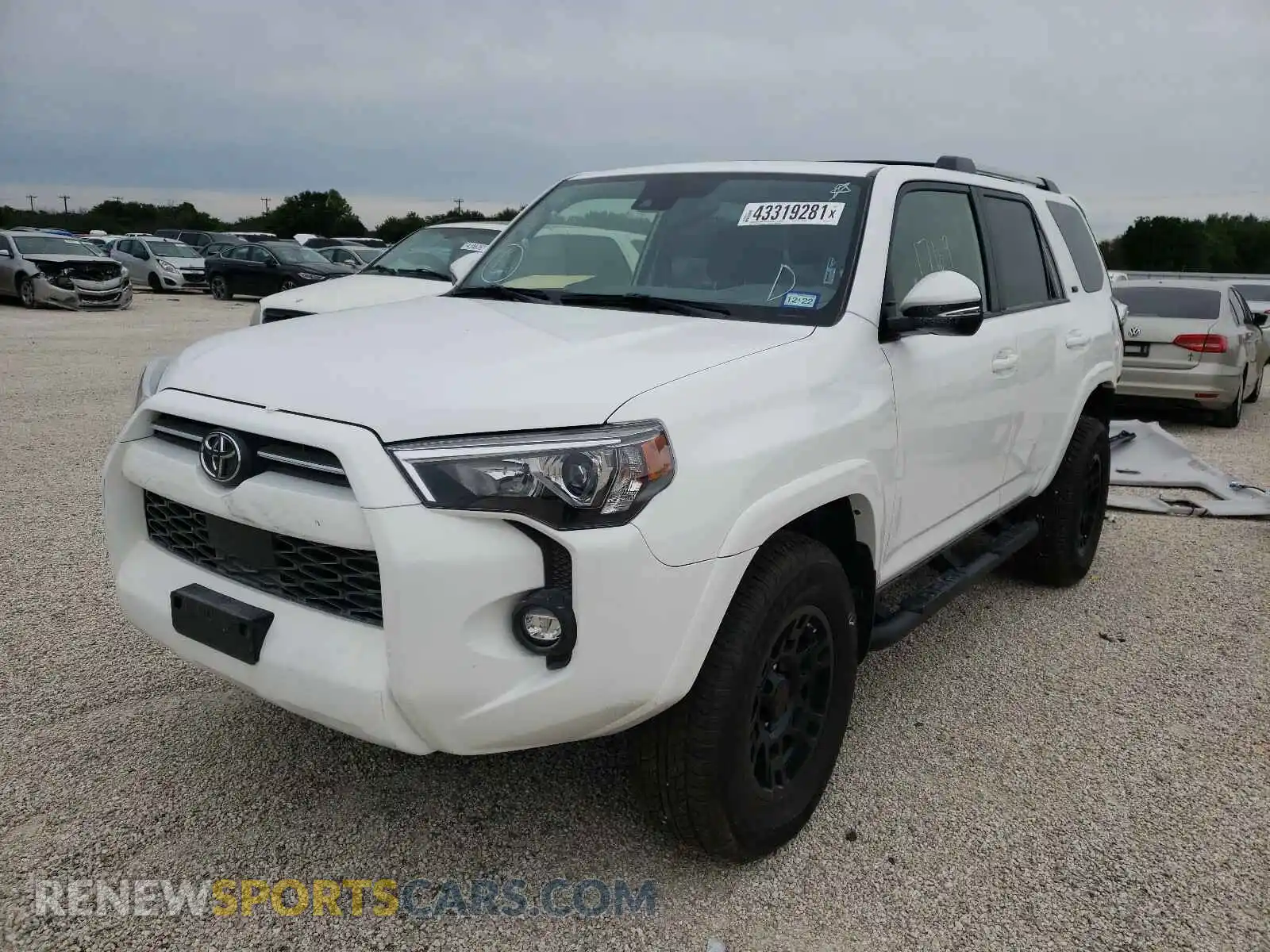 2 Photograph of a damaged car JTENU5JR9M5870712 TOYOTA 4RUNNER 2021