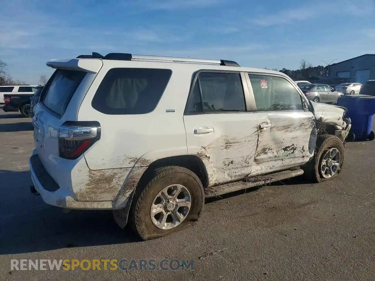 3 Photograph of a damaged car JTENU5JR9M5883640 TOYOTA 4RUNNER 2021