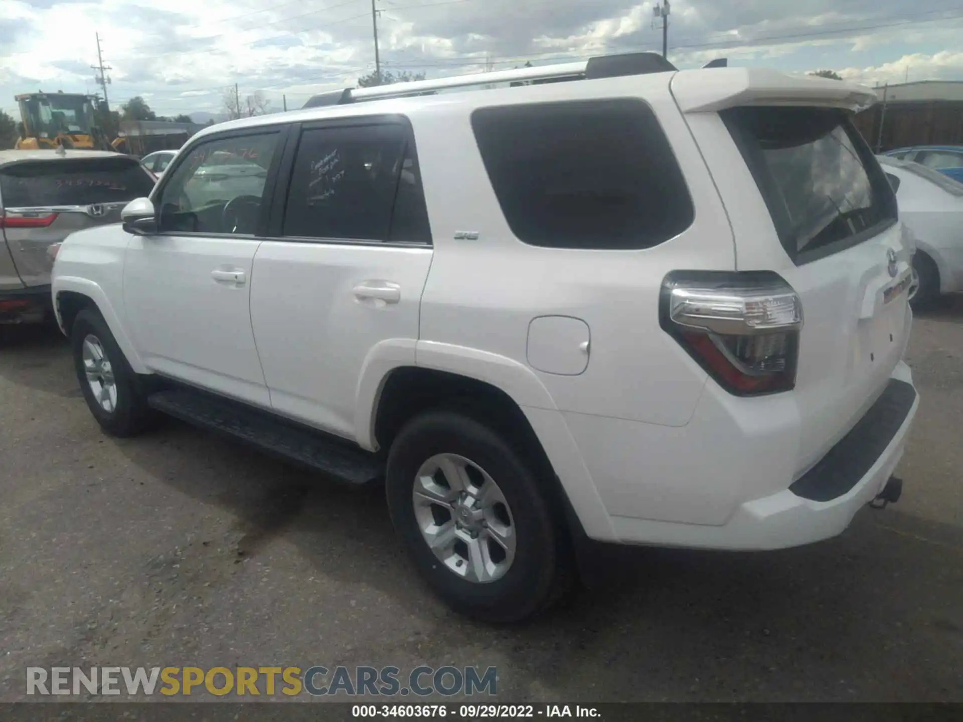 3 fotografías del automóvil dañado JTENU5JR9M5935204 TOYOTA 4RUNNER 2021