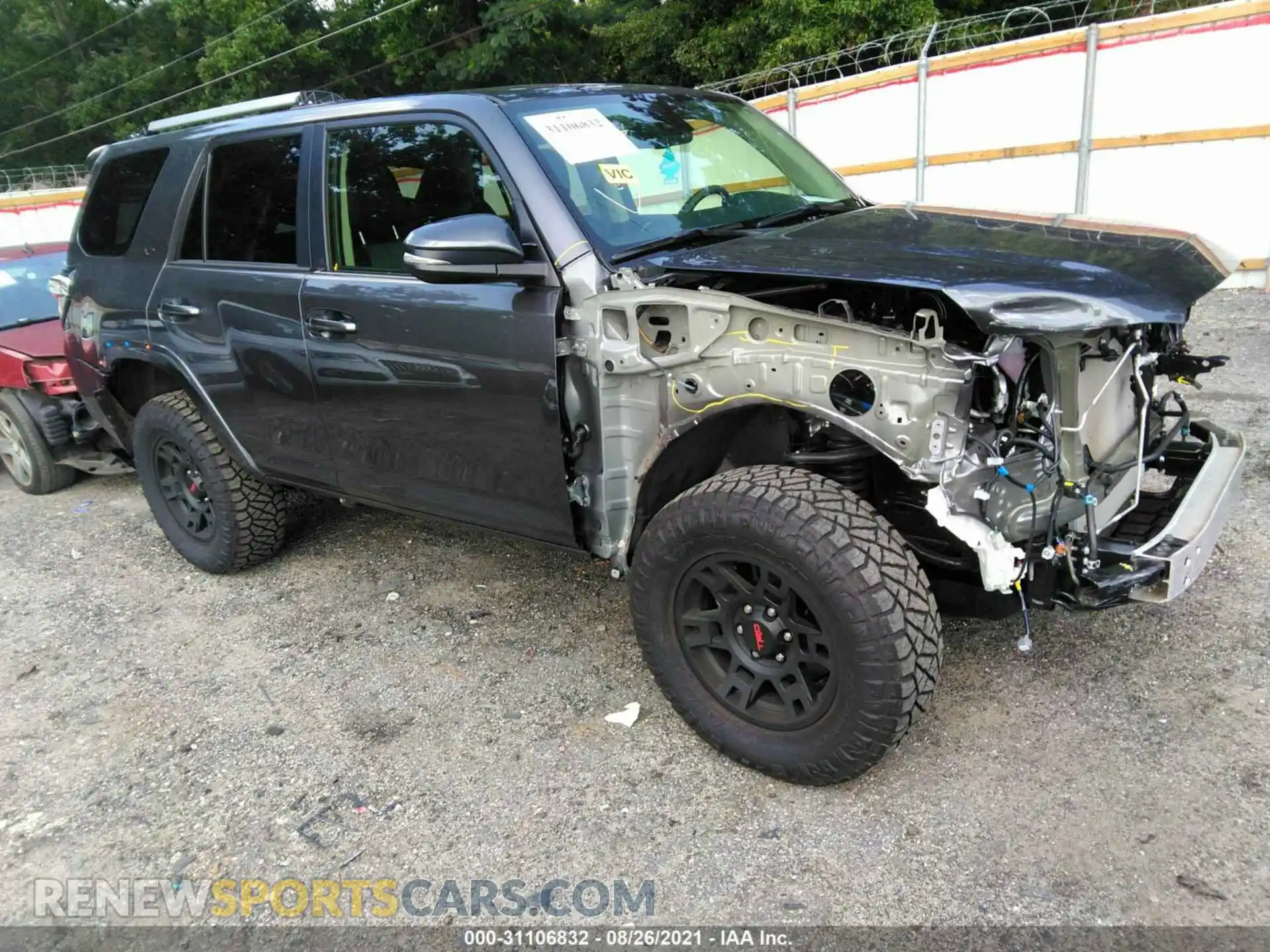 1 Photograph of a damaged car JTENU5JRXM5893268 TOYOTA 4RUNNER 2021