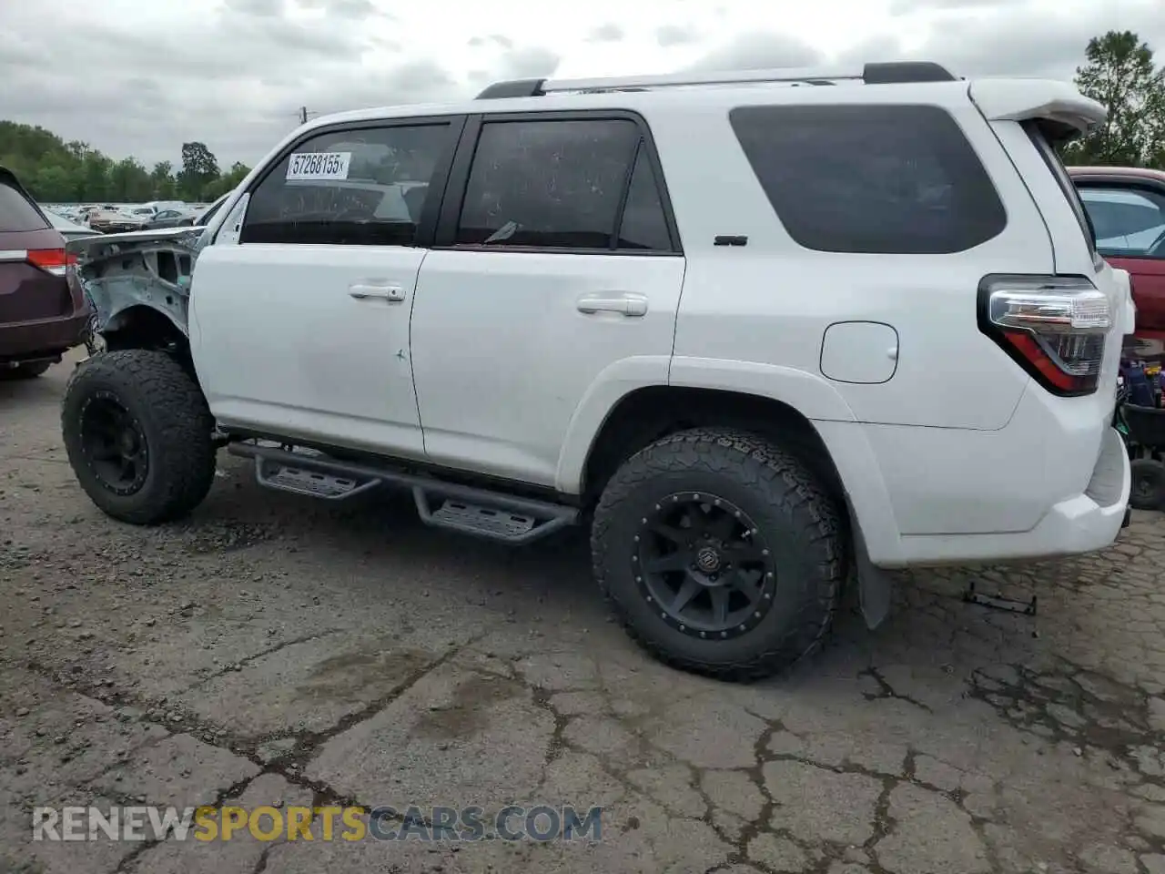 2 Photograph of a damaged car JTENU5JRXM5894081 TOYOTA 4RUNNER 2021