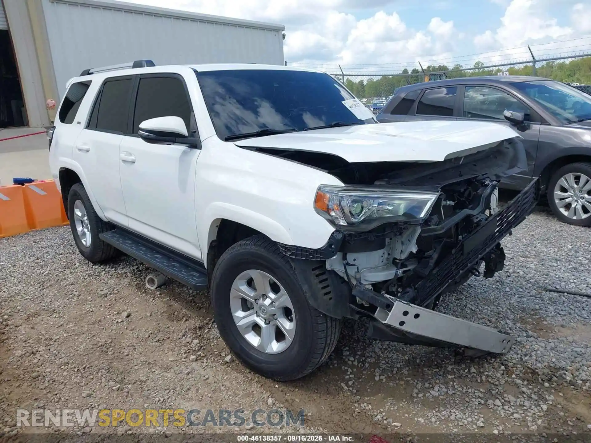 1 Photograph of a damaged car JTENU5JRXM5921294 TOYOTA 4RUNNER 2021
