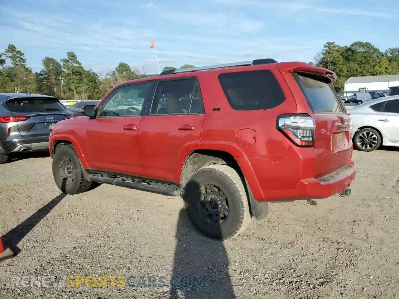 2 Photograph of a damaged car JTENU5JRXM5934904 TOYOTA 4RUNNER 2021