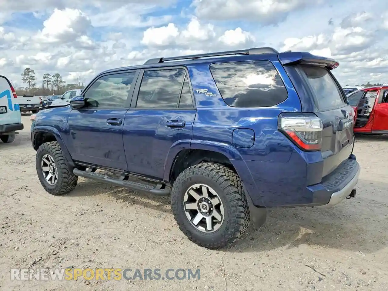 2 Photograph of a damaged car JTEPU5JR0M5953633 TOYOTA 4RUNNER 2021