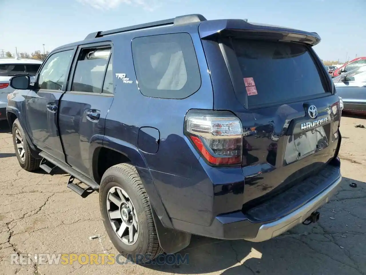 3 Фотография поврежденного автомобиля JTEPU5JR2M5925994 TOYOTA 4RUNNER 2021