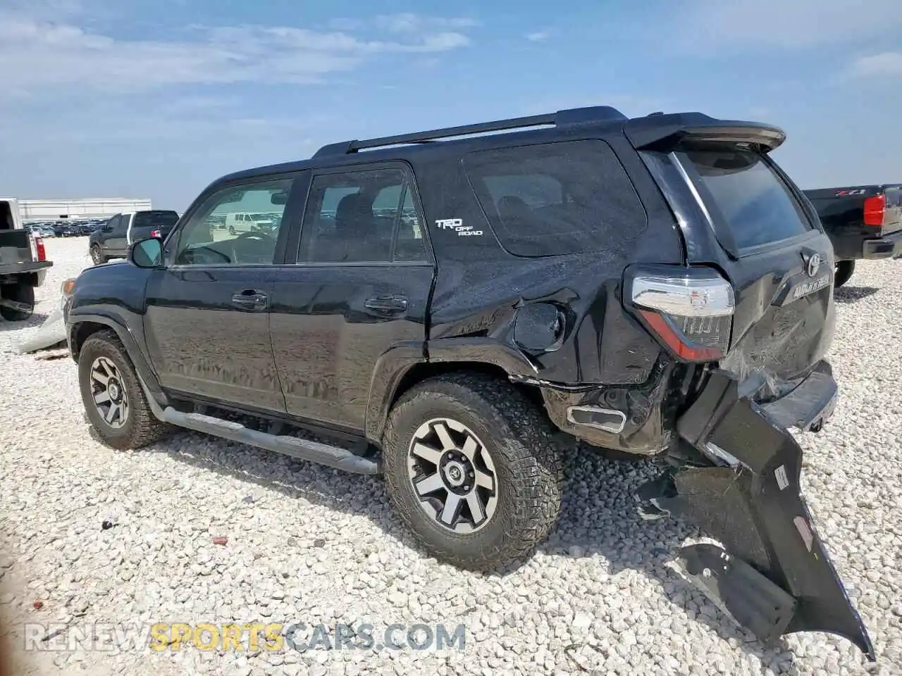 2 Photograph of a damaged car JTEPU5JR3M5925471 TOYOTA 4RUNNER 2021
