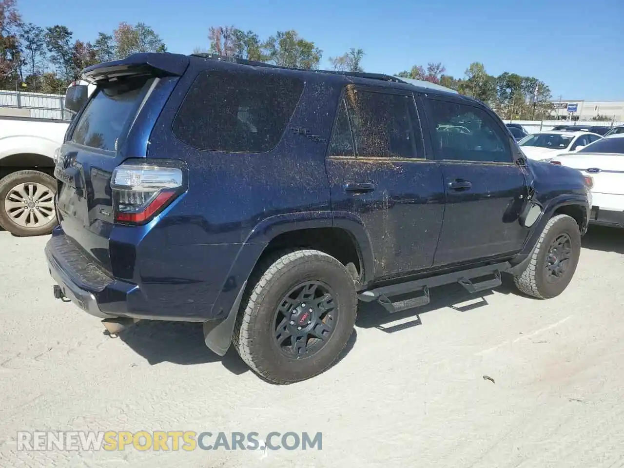 3 Photograph of a damaged car JTEPU5JR4M5839411 TOYOTA 4RUNNER 2021