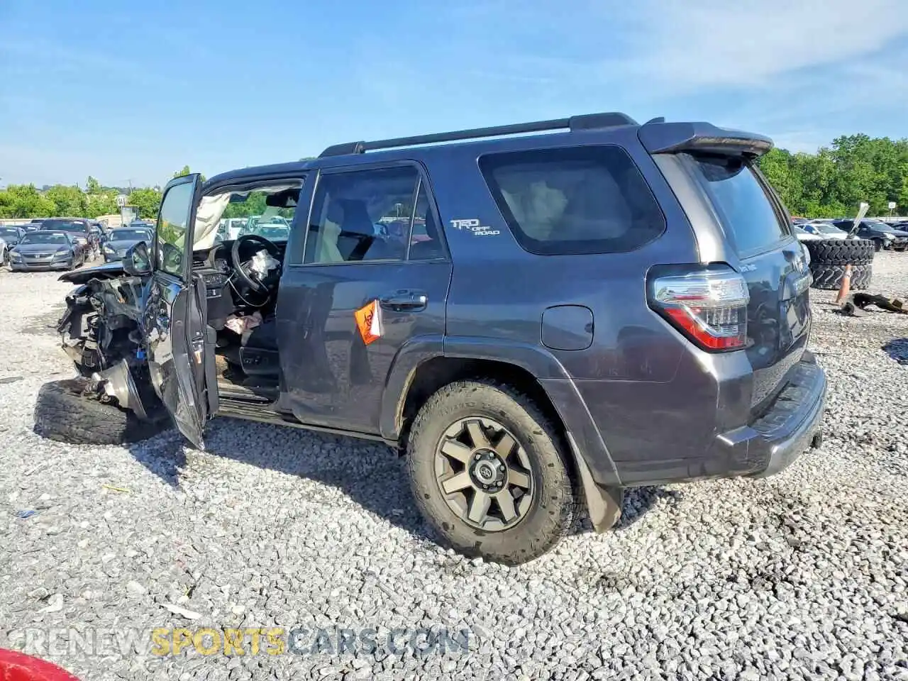 2 Photograph of a damaged car JTEPU5JR4M5852059 TOYOTA 4RUNNER 2021