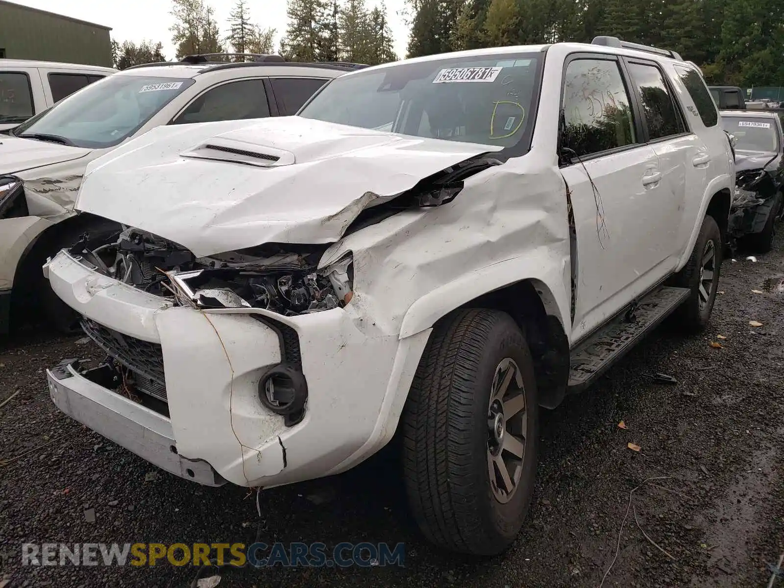 2 Photograph of a damaged car JTEPU5JR8M5914787 TOYOTA 4RUNNER 2021