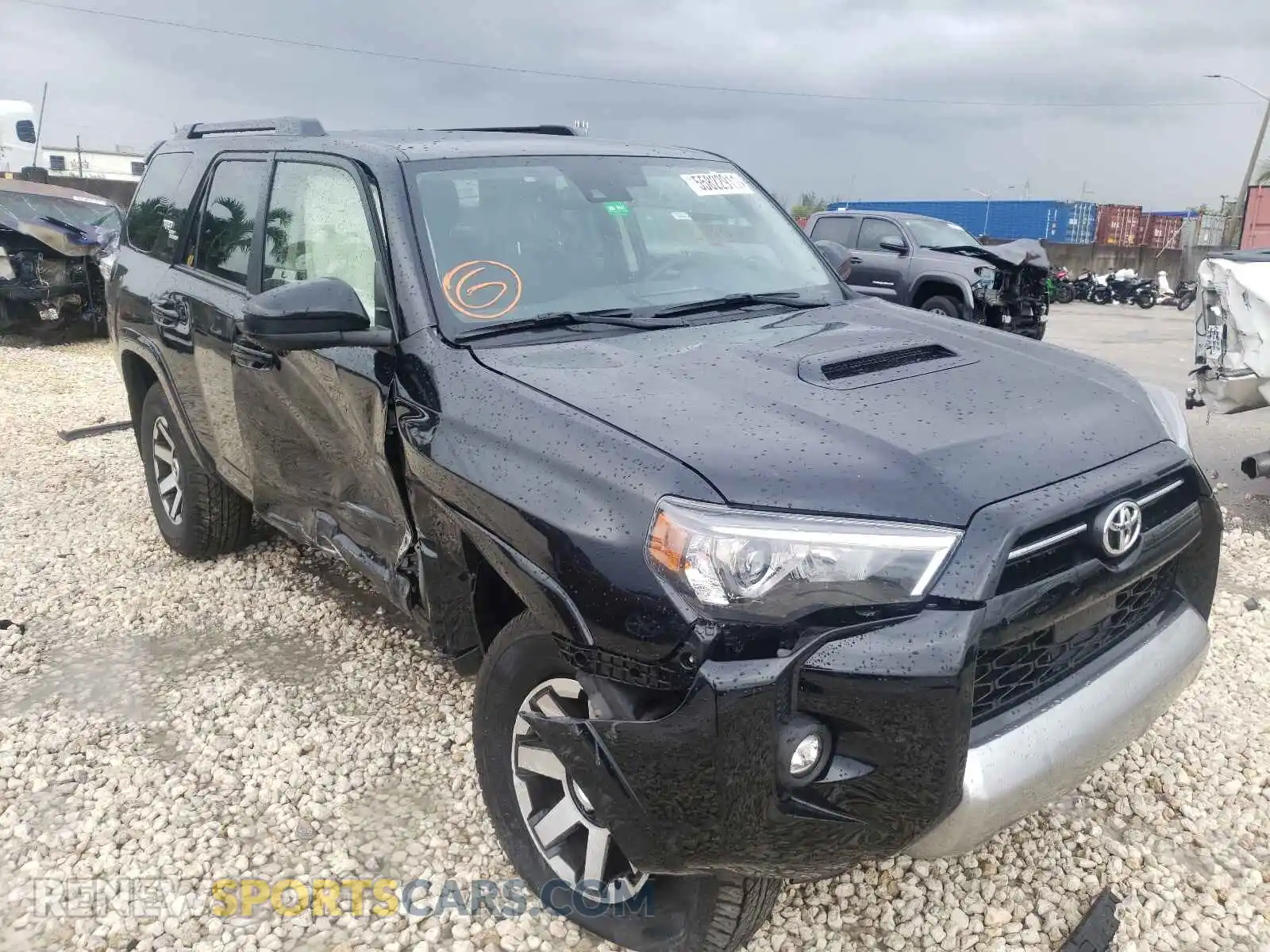 1 Фотография поврежденного автомобиля JTEPU5JR9M5900736 TOYOTA 4RUNNER 2021