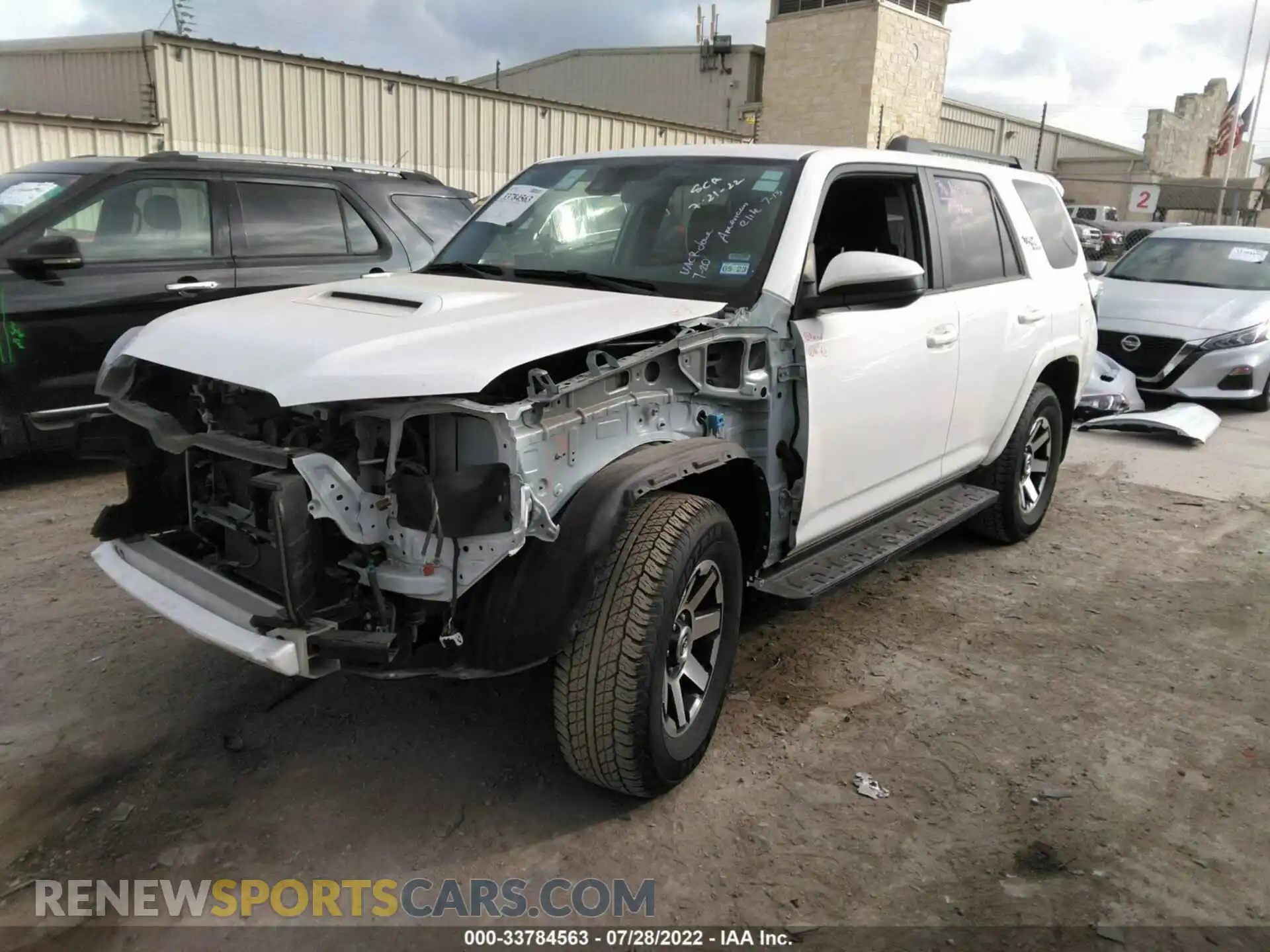 2 Photograph of a damaged car JTEPU5JR9M5934272 TOYOTA 4RUNNER 2021