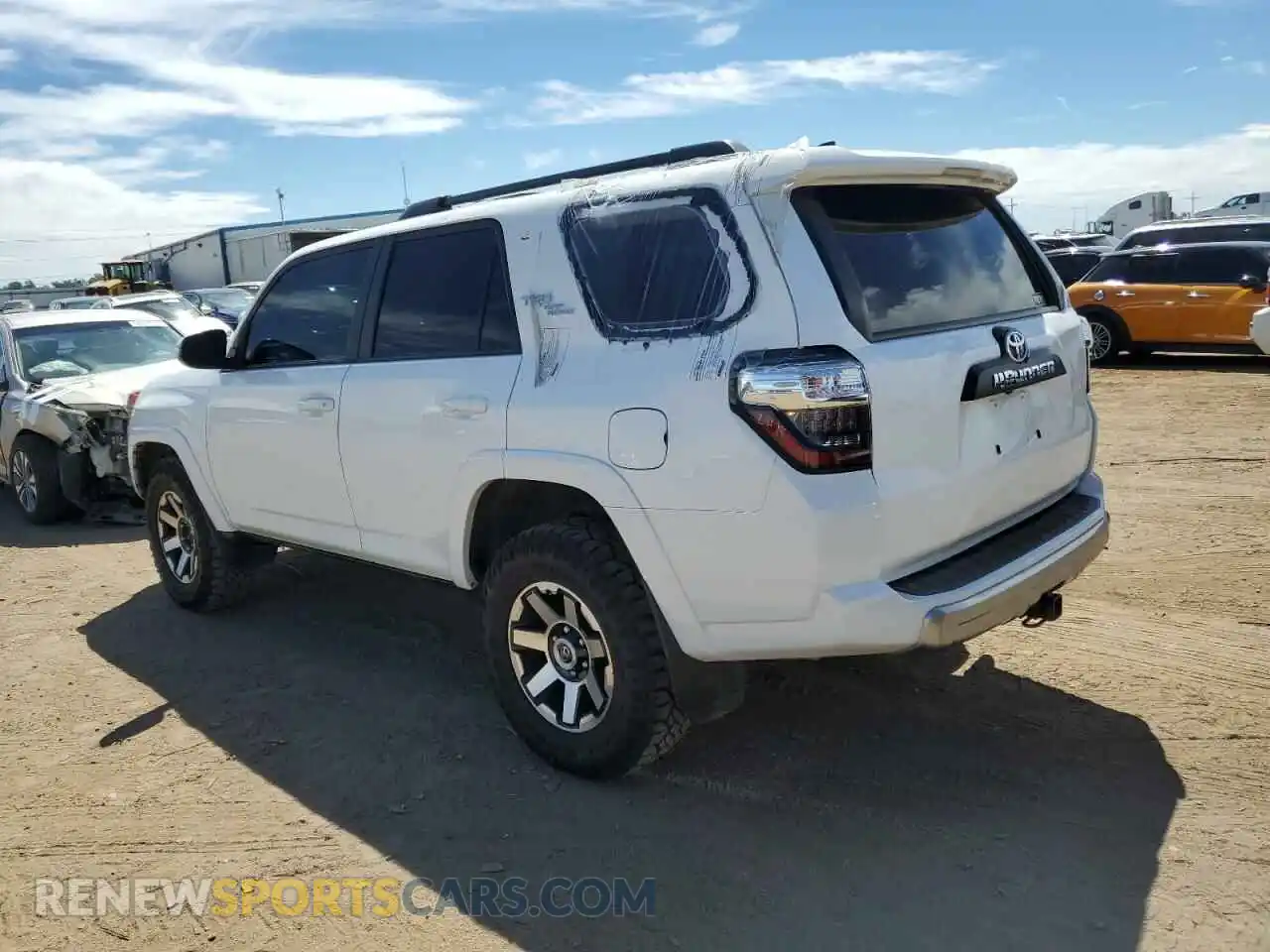 2 Photograph of a damaged car JTERU5JR0M5861298 TOYOTA 4RUNNER 2021
