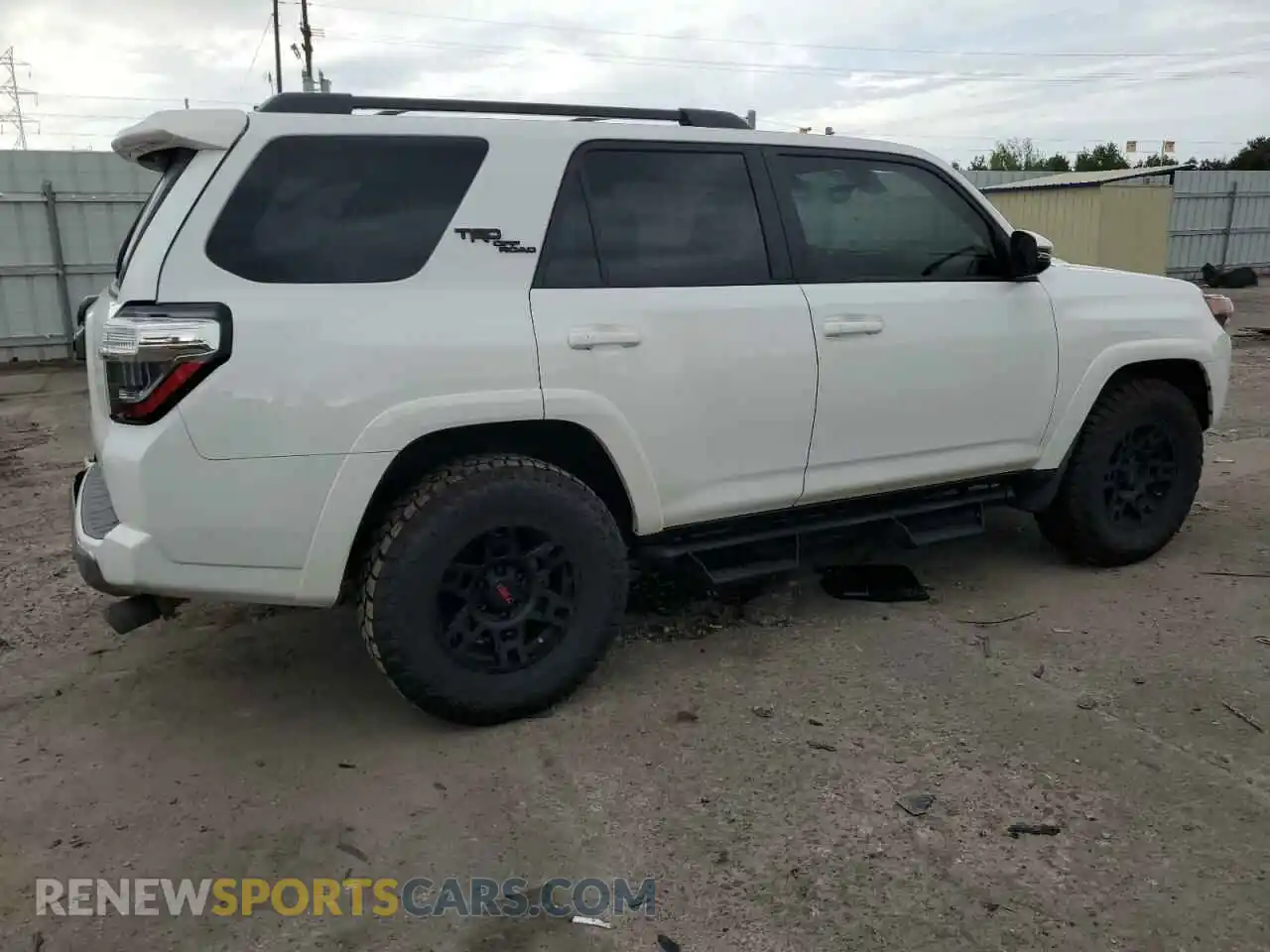 3 Photograph of a damaged car JTERU5JR1M5943301 TOYOTA 4RUNNER 2021