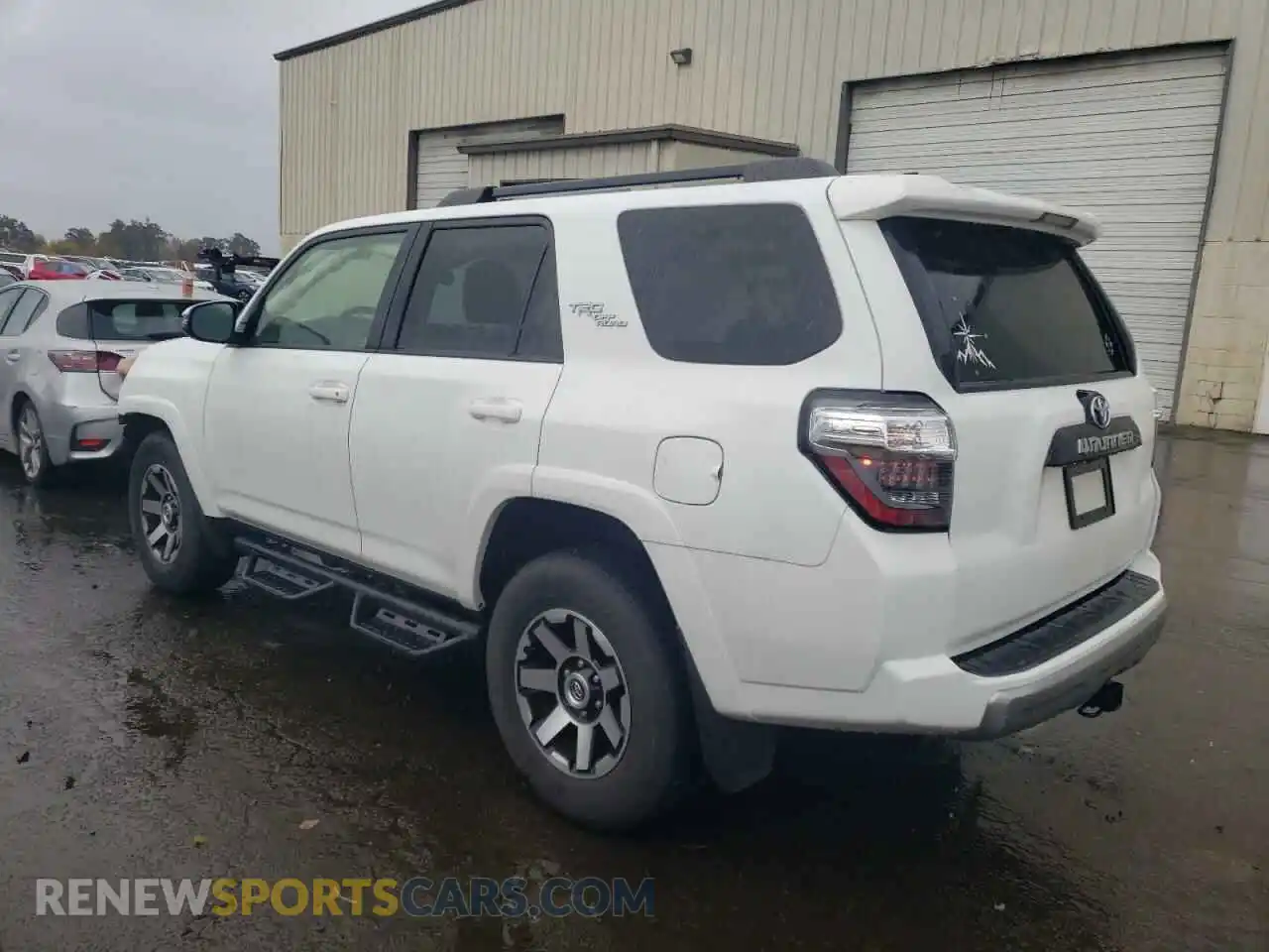 2 Photograph of a damaged car JTERU5JR2M5841599 TOYOTA 4RUNNER 2021