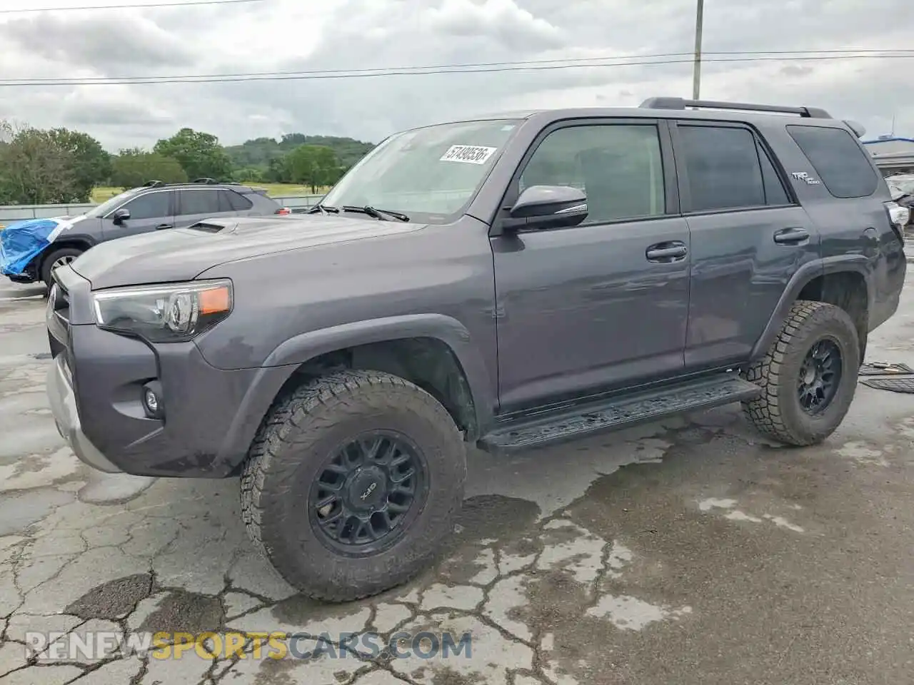 1 Photograph of a damaged car JTERU5JR2M5850917 TOYOTA 4RUNNER 2021
